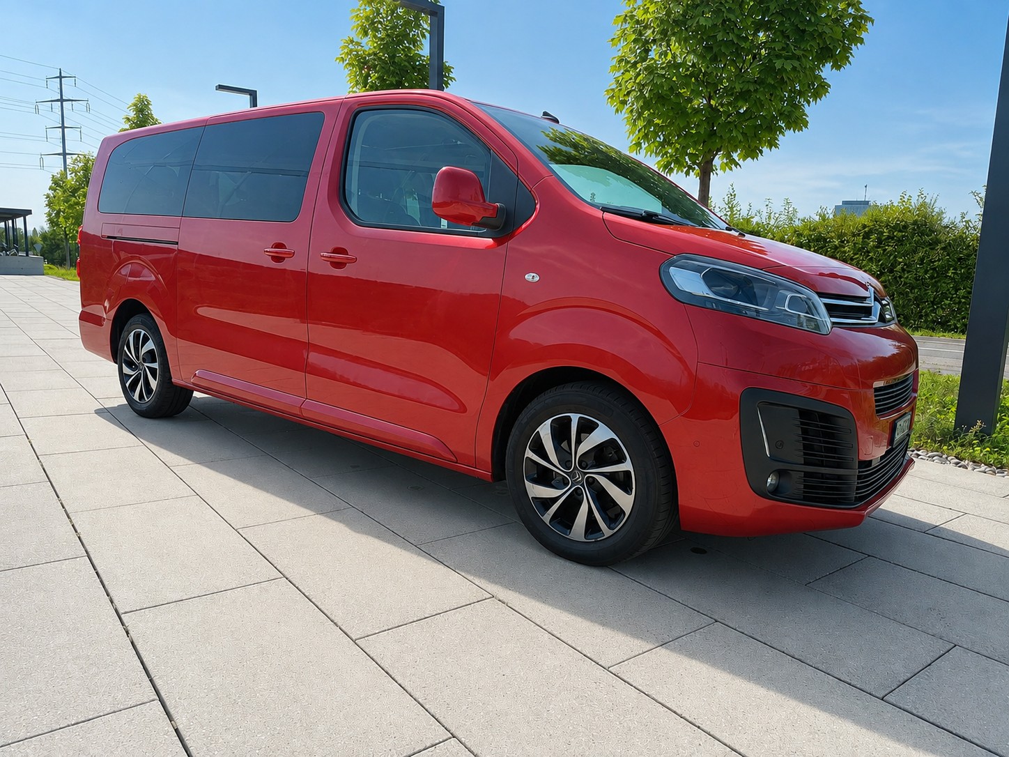 CITROEN Spacetourer 2.0 BlueHDi Shine XL EAT-image-0