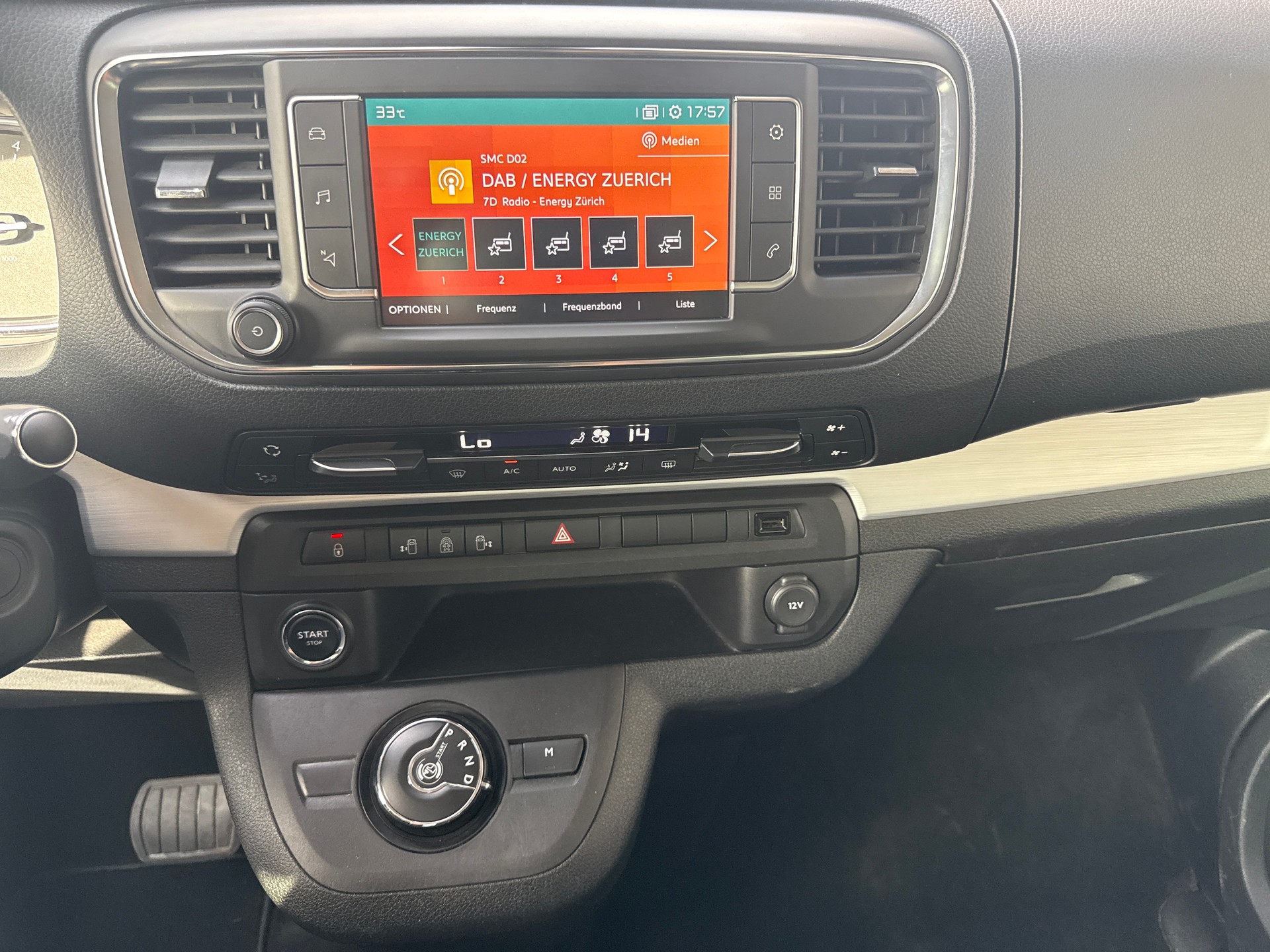 CITROEN Spacetourer 2.0 BlueHDi Shine XL EAT-image-12