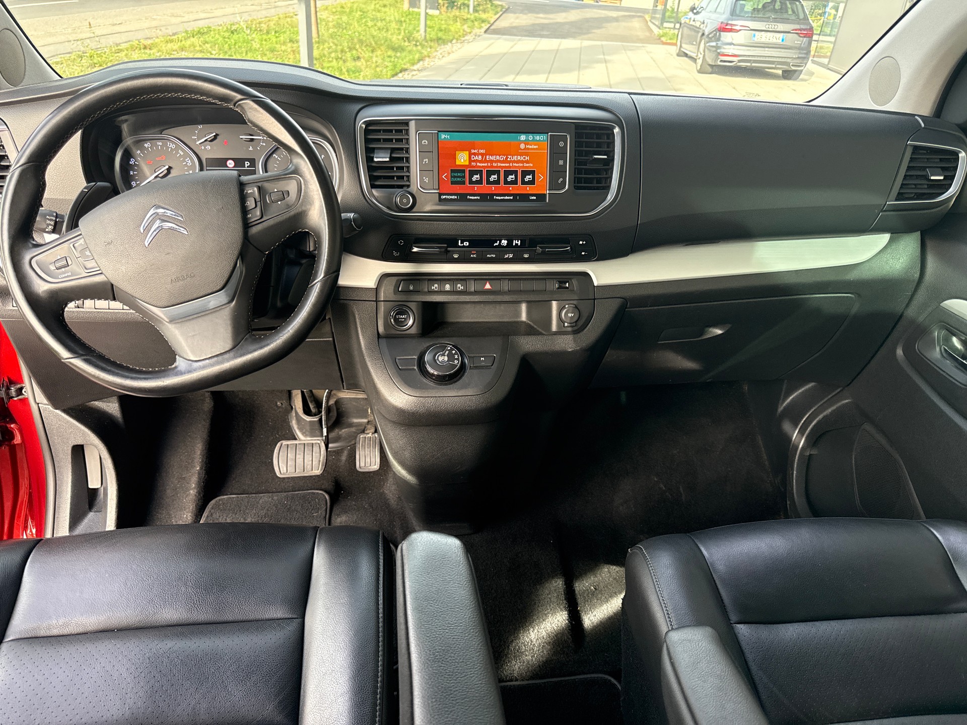 CITROEN Spacetourer 2.0 BlueHDi Shine XL EAT-image-10