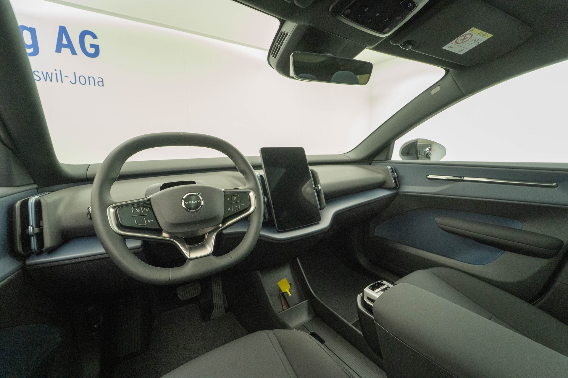 VOLVO EX30 P8 Ultra AWD-image-6