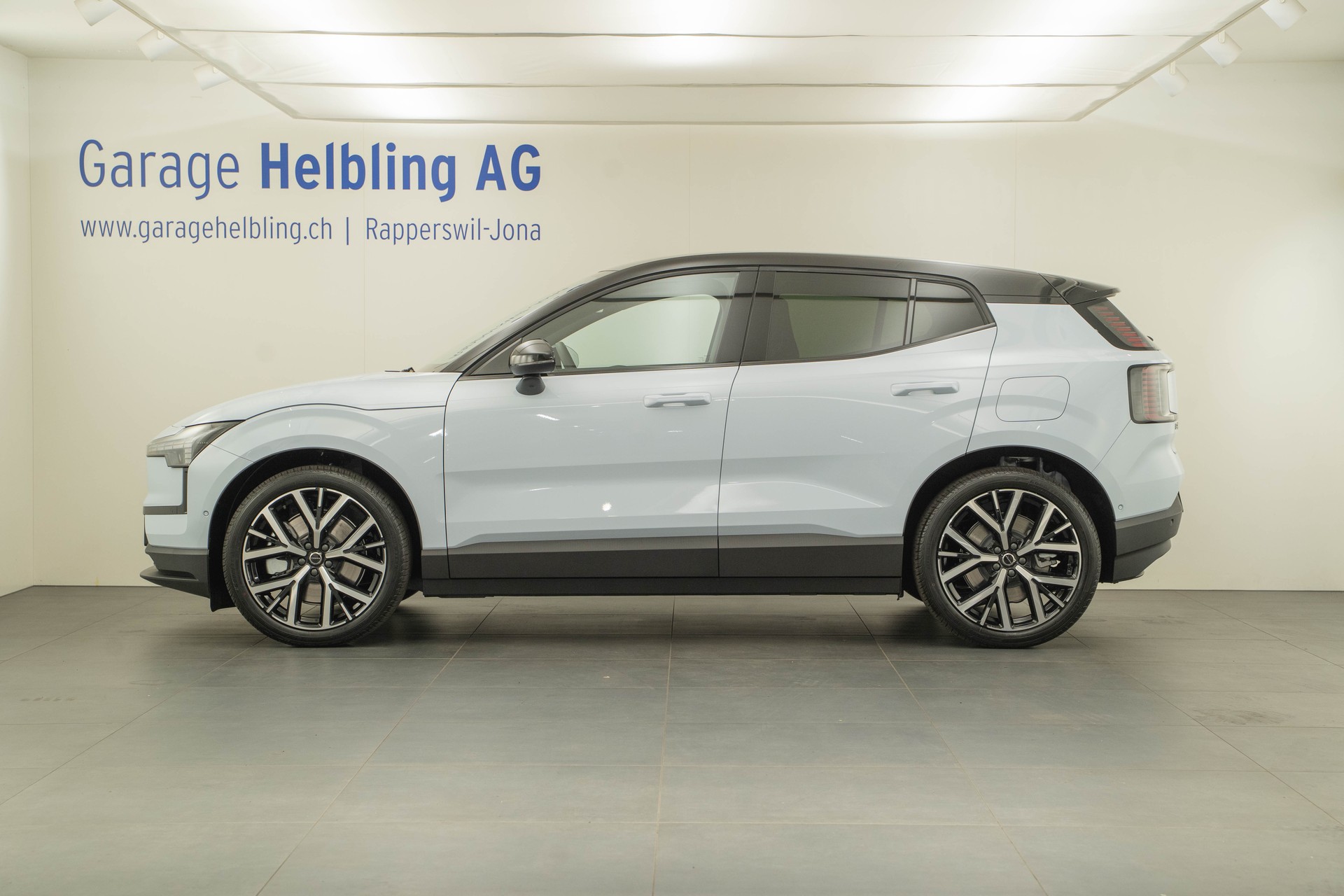 VOLVO EX30 P8 Ultra AWD-image-2