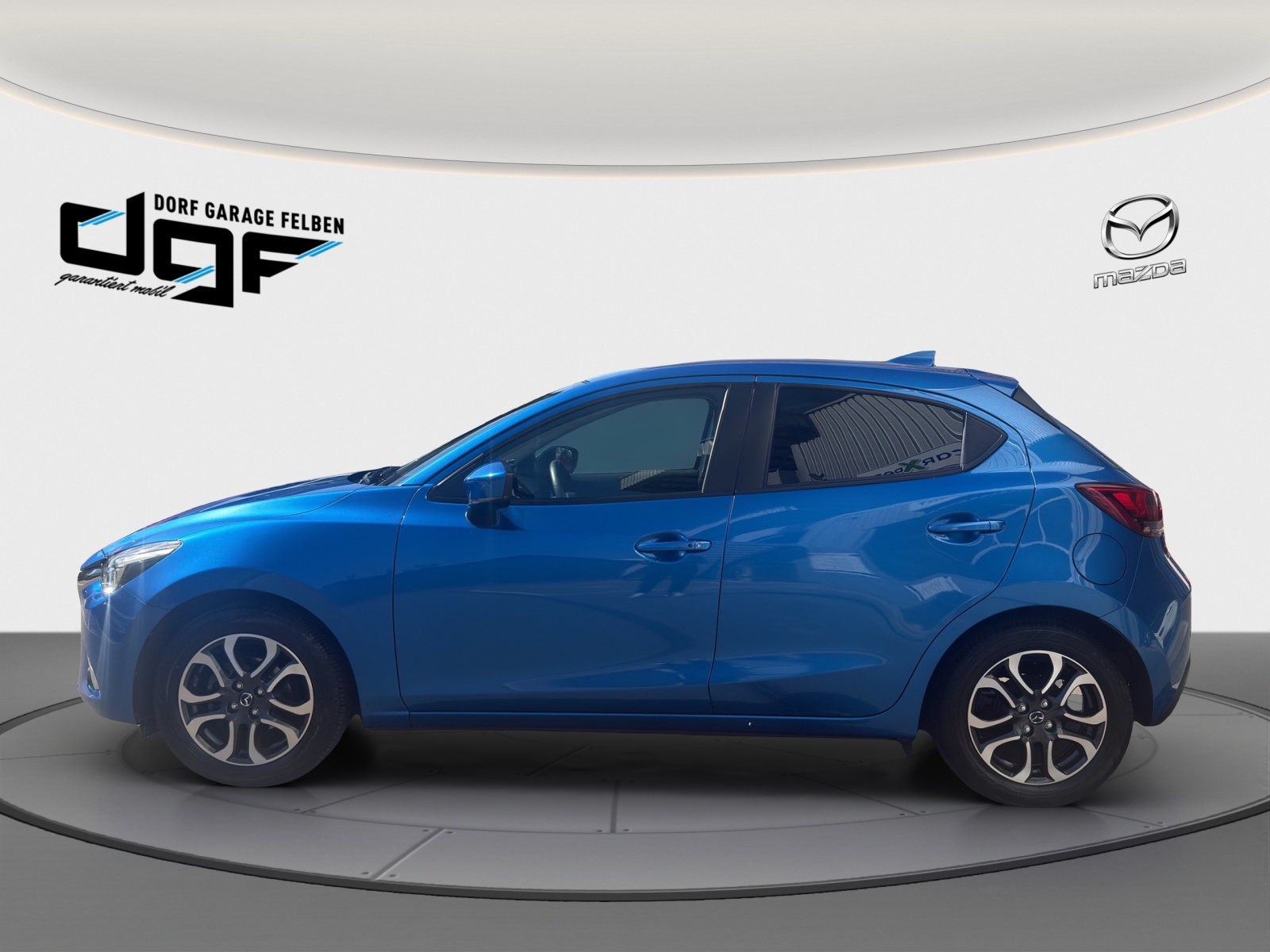 MAZDA 2 1.5 90 Revolution-image-1