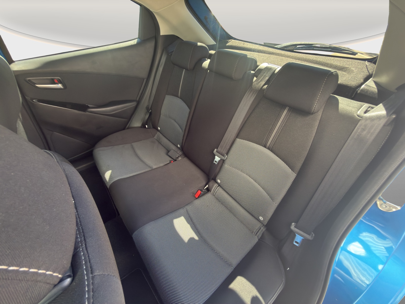 MAZDA 2 1.5 90 Revolution-image-14