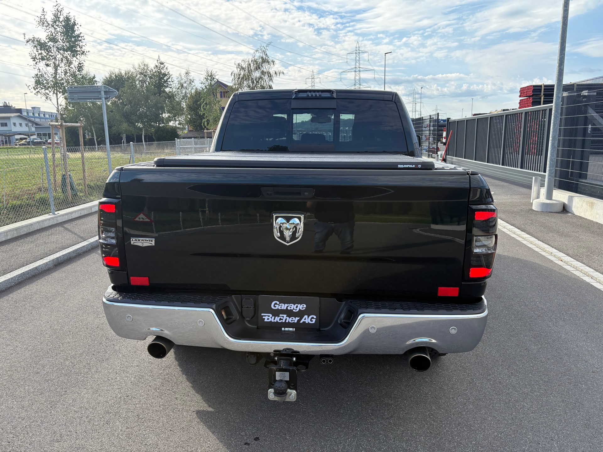 DODGE RAM 1500 Crewcab Laramie-image-2