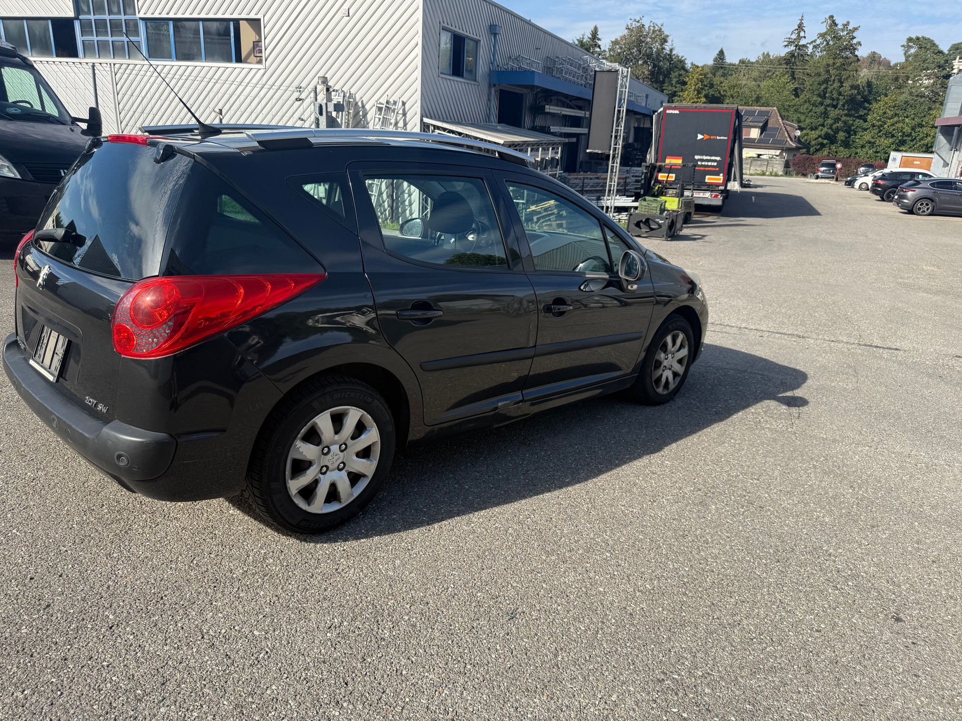 PEUGEOT 207 SW 1.6 16V Sport Automatic-image-3