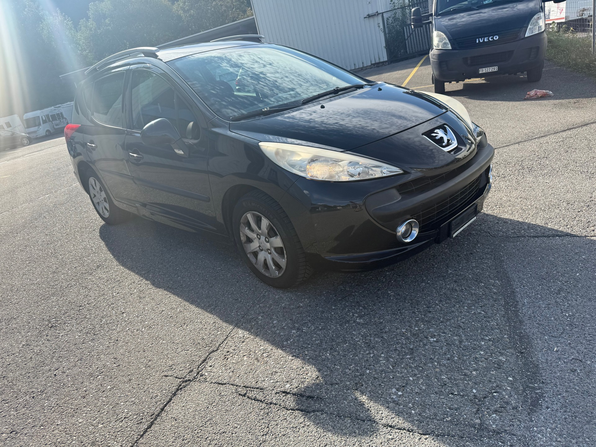 PEUGEOT 207 SW 1.6 16V Sport Automatic-image-2