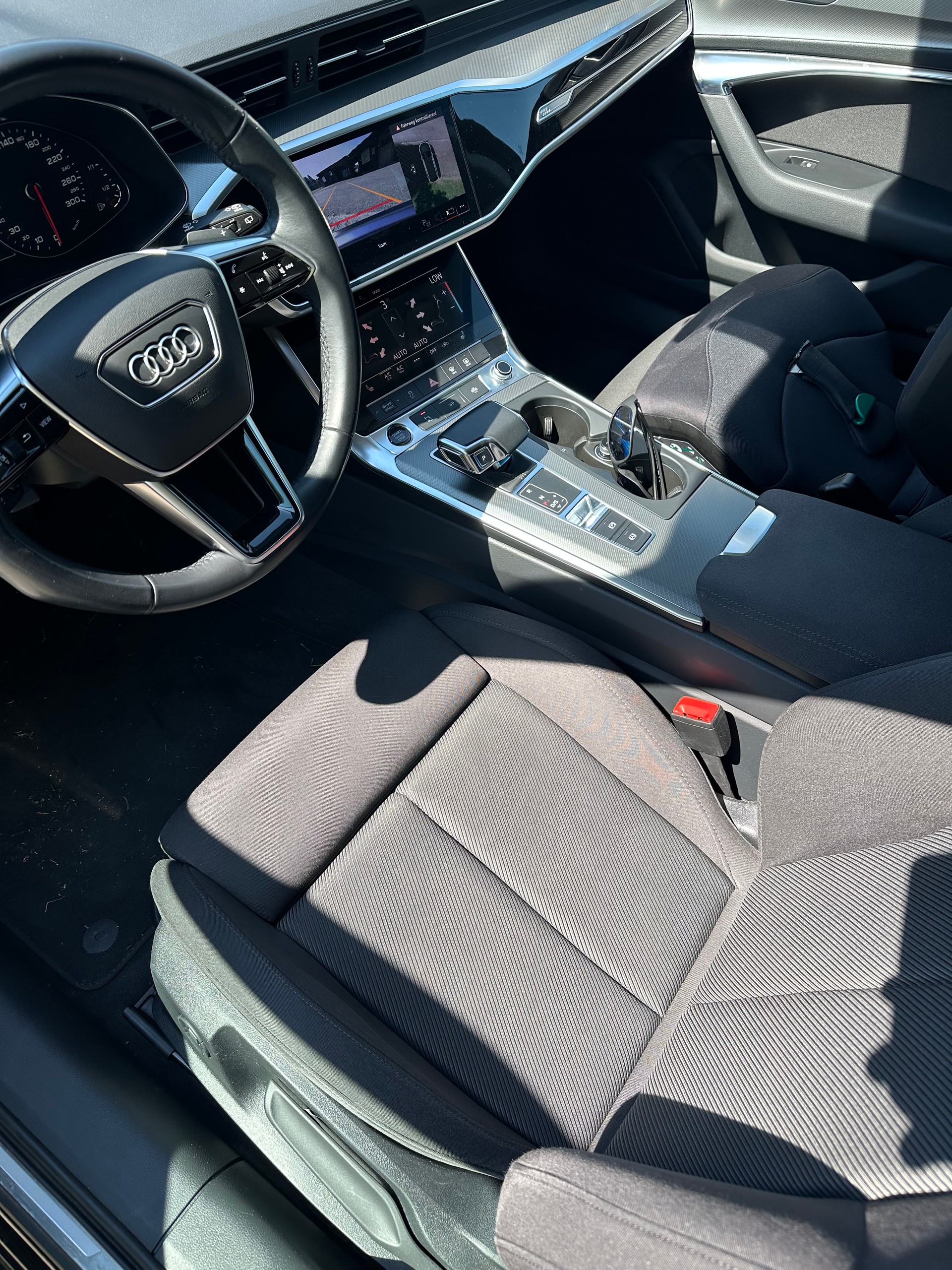 AUDI A6 Avant 40 TDI Sport S-tronic-image-4