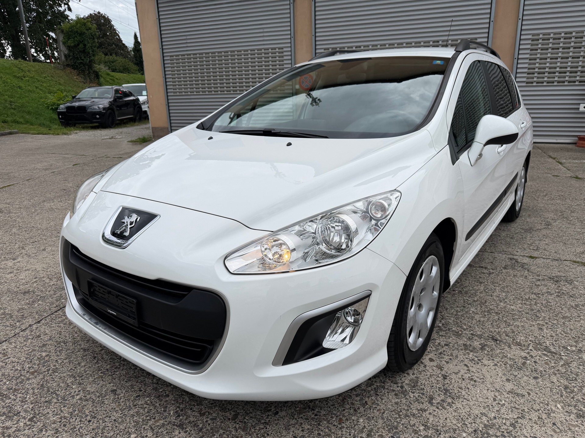 PEUGEOT 308 SW 1.6 HDI Access EGS6-image-0