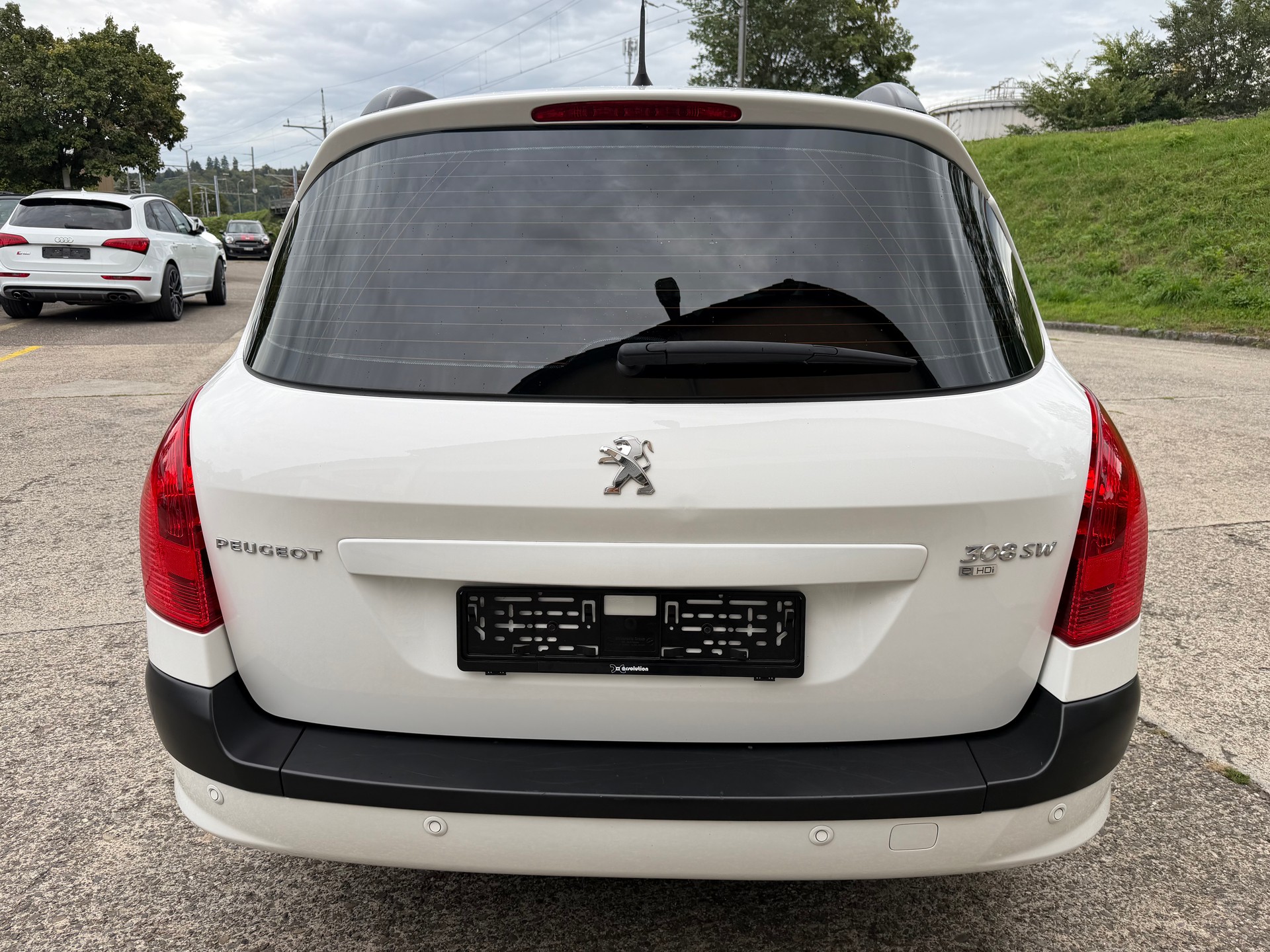 PEUGEOT 308 SW 1.6 HDI Access EGS6-image-3