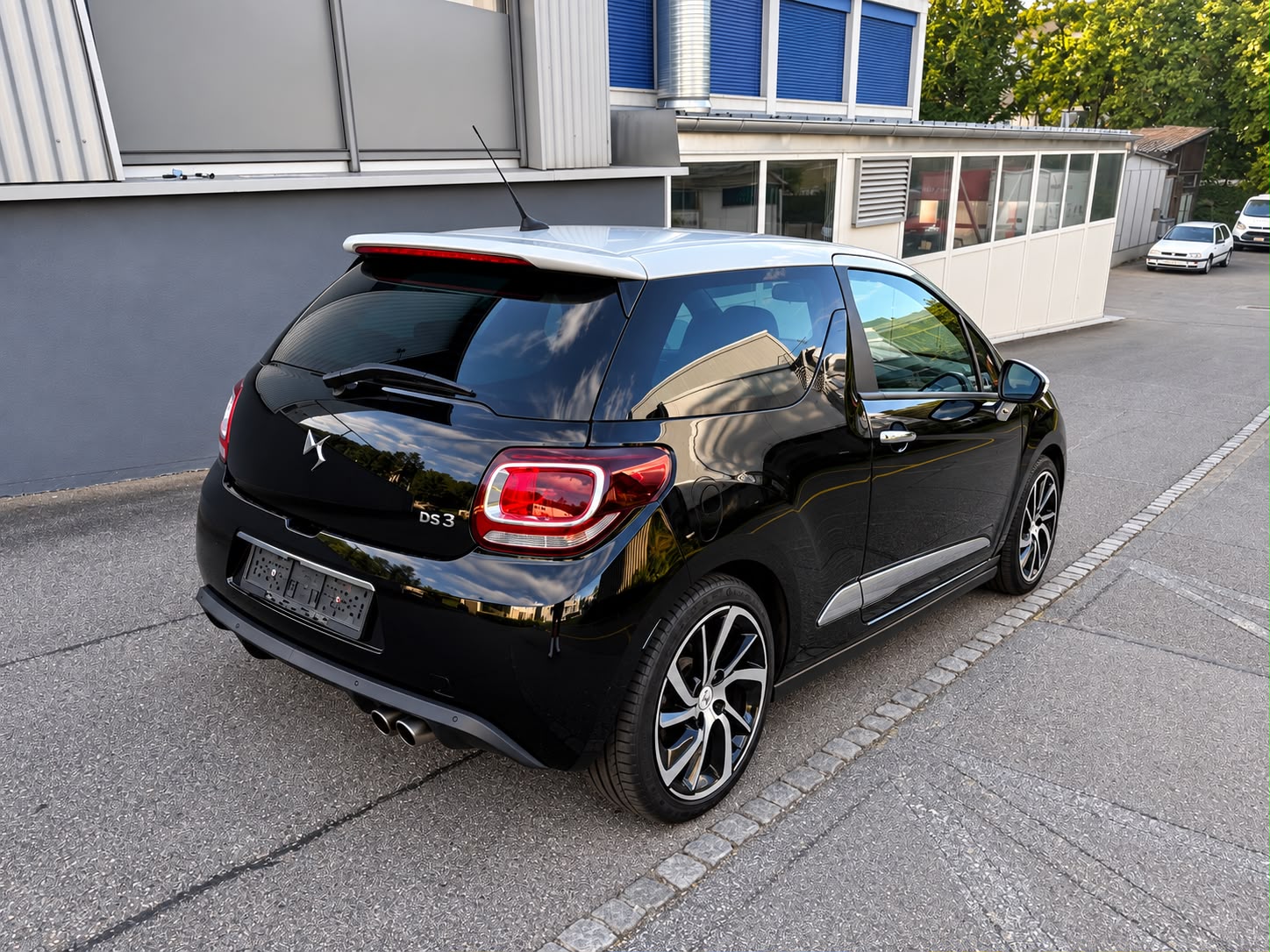 DS AUTOMOBILES DS3 1.6 THP Sport Chic-image-2