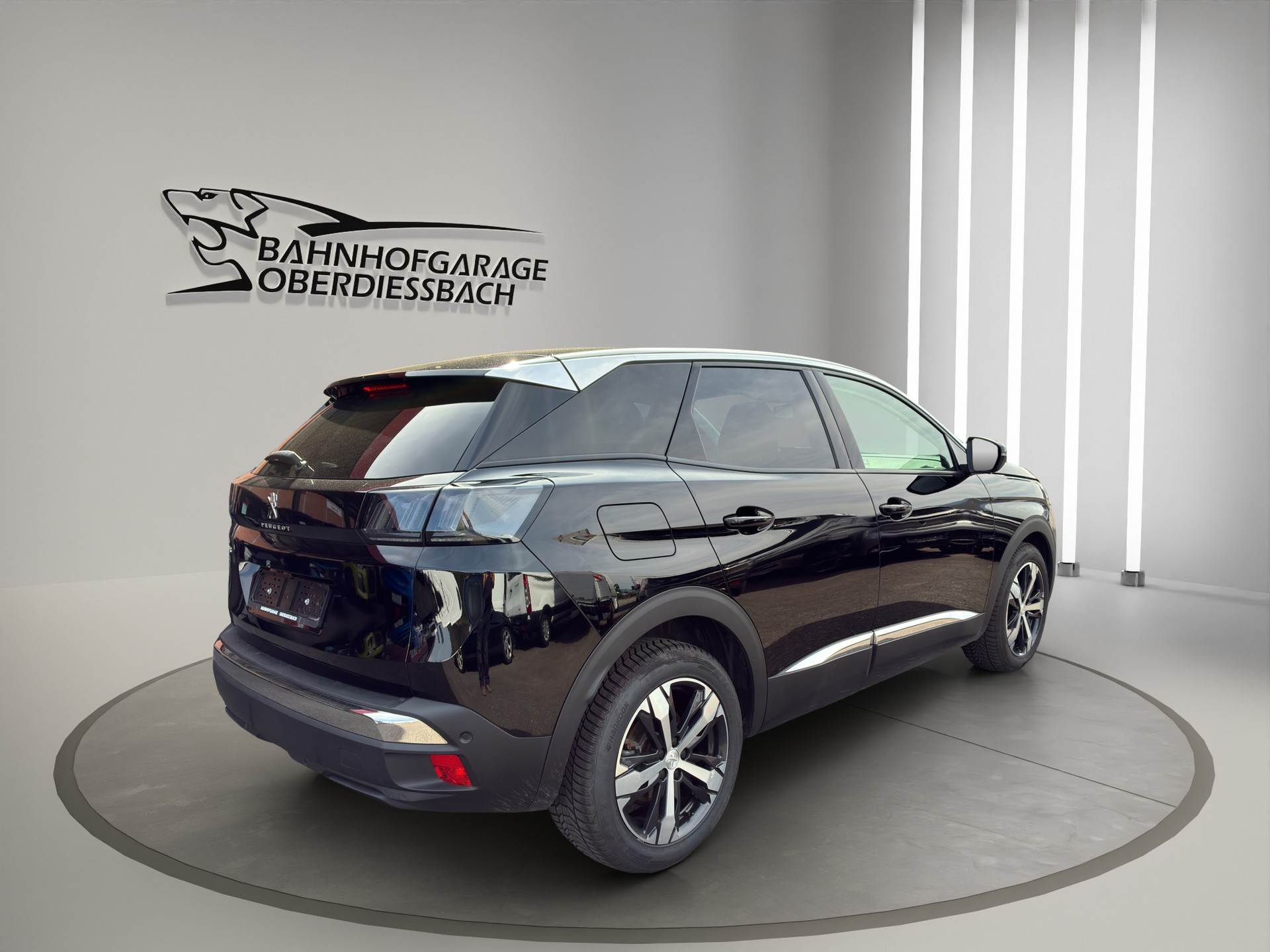 PEUGEOT 3008 1.2 PureTech Allure Pack EAT8-image-5
