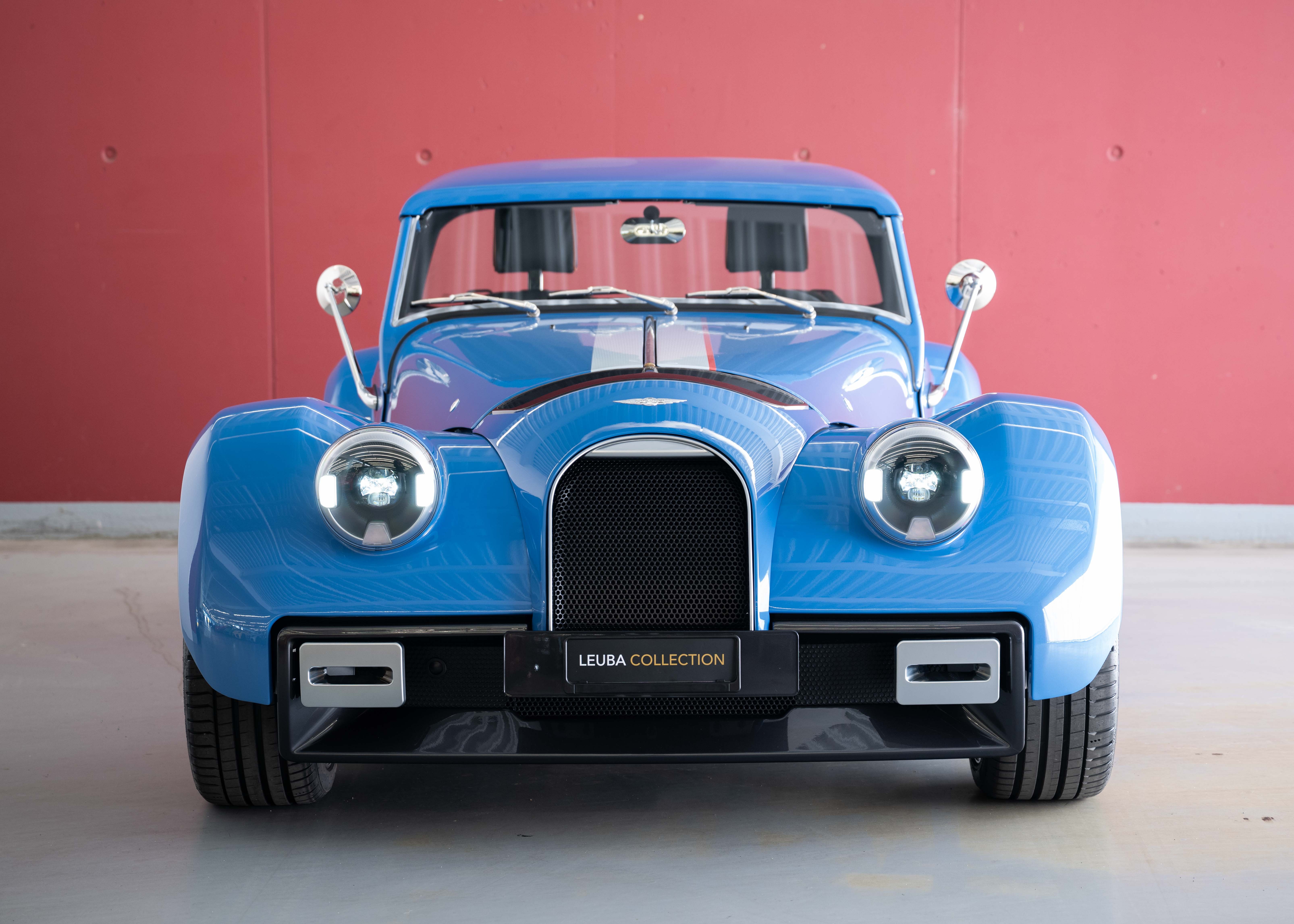 Image MORGAN PLUS-SIX Supersport 400 (New Swiss Executive car, not registered, special paint Yas Marina Blue, 30-month factory warranty)