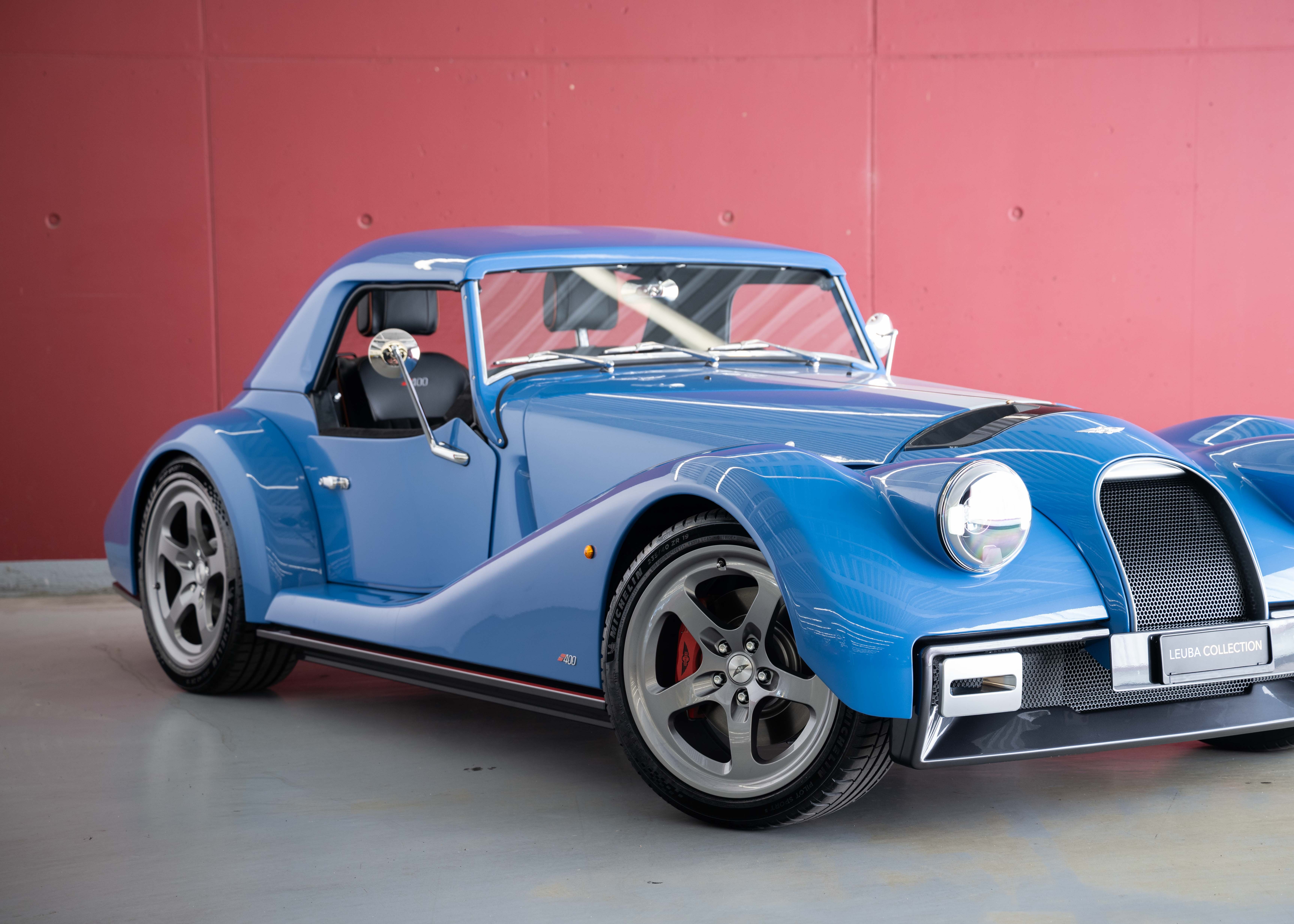 Image MORGAN PLUS-SIX Supersport 400 (New Swiss Executive car, not registered, special paint Yas Marina Blue, 30-month factory warranty)