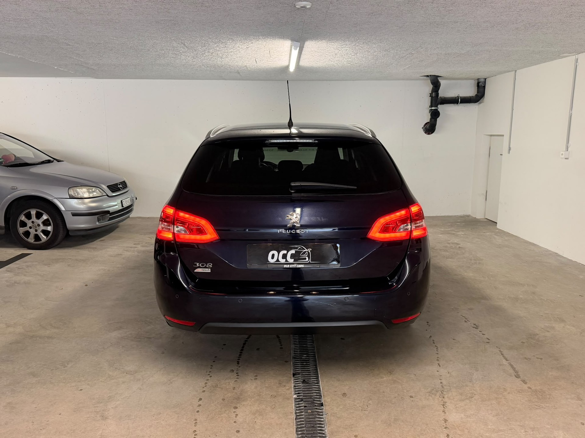 PEUGEOT 308 SW 1.2 THP Allure Automatic-image-5
