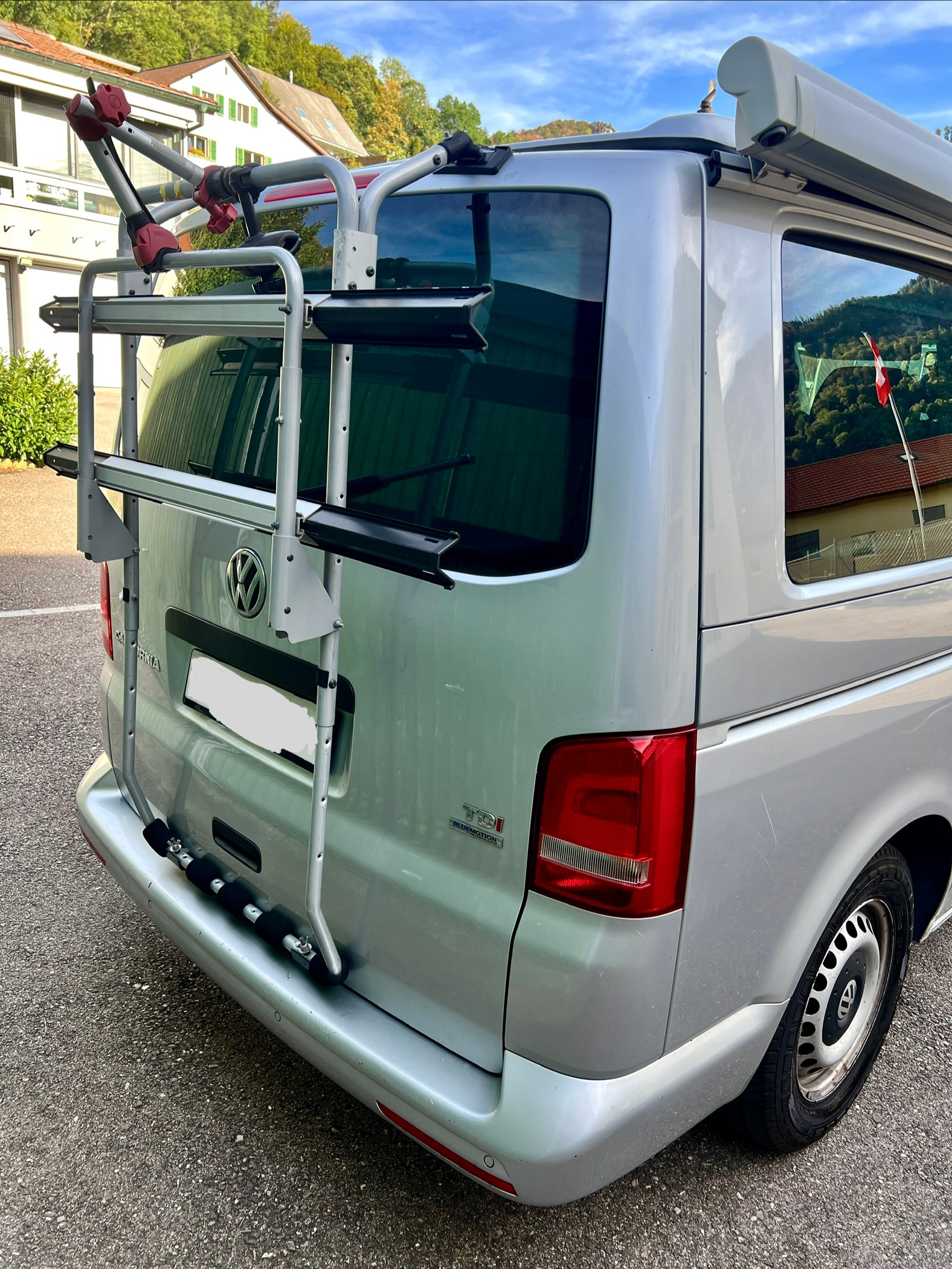 VW T5 California 2.0 TDI Beach Travel-image-2