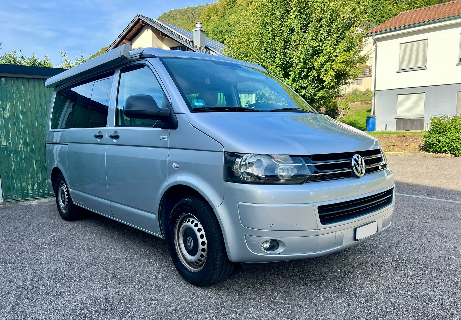 VW T5 California 2.0 TDI Beach Travel-image-0