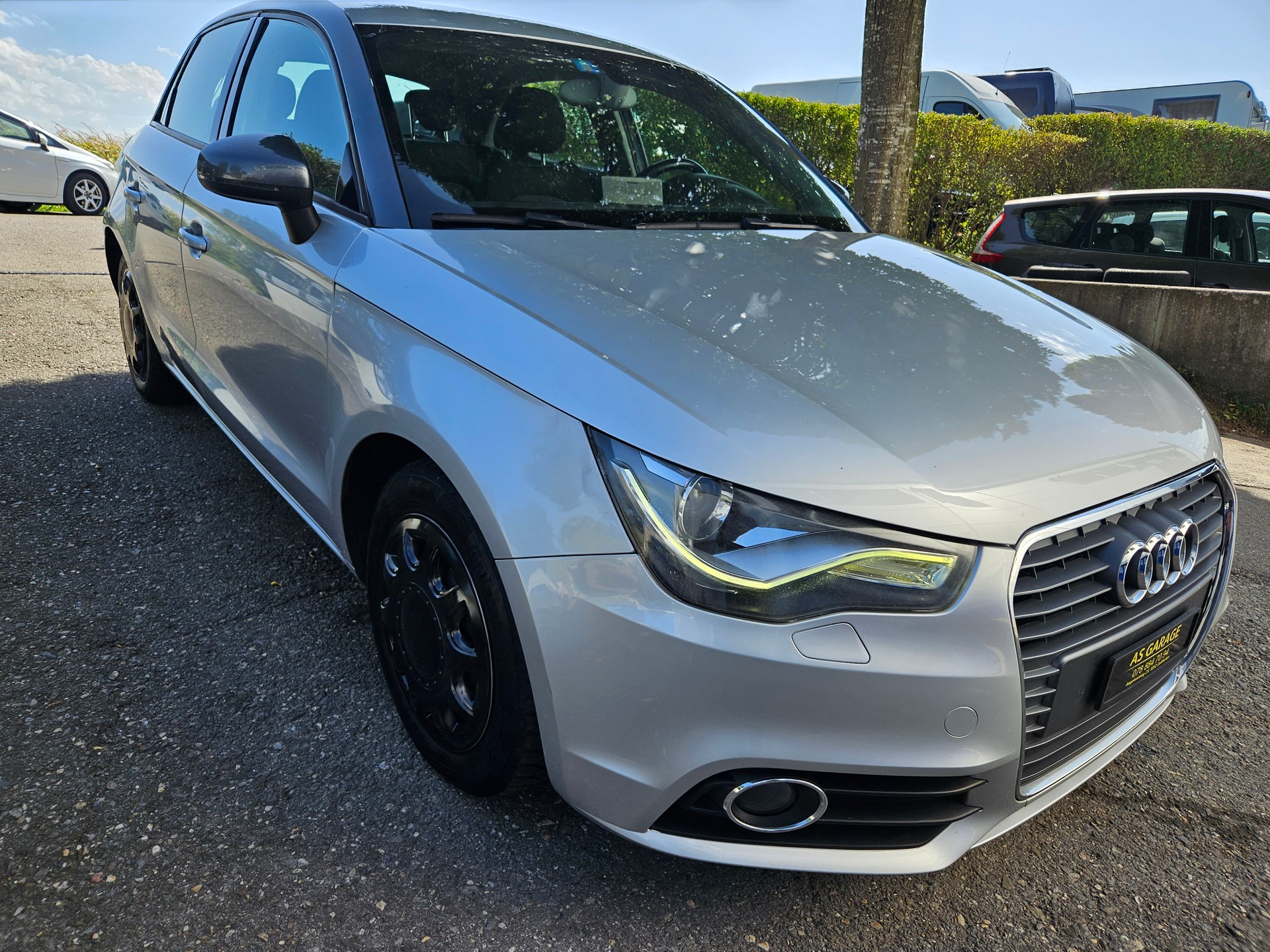 AUDI A1 Sportback 1.4 TFSI Attraction S-tronic-image-2
