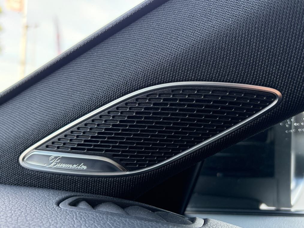 MERCEDES-BENZ A 45 S AMG 4Matic+ Speedshift-image-5