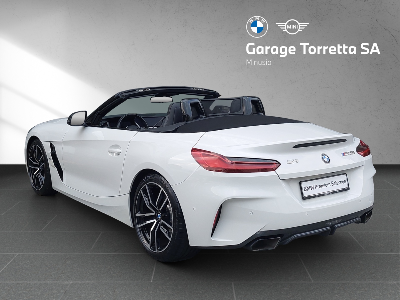 BMW Z4 M40i Steptronic-showroom-element-2