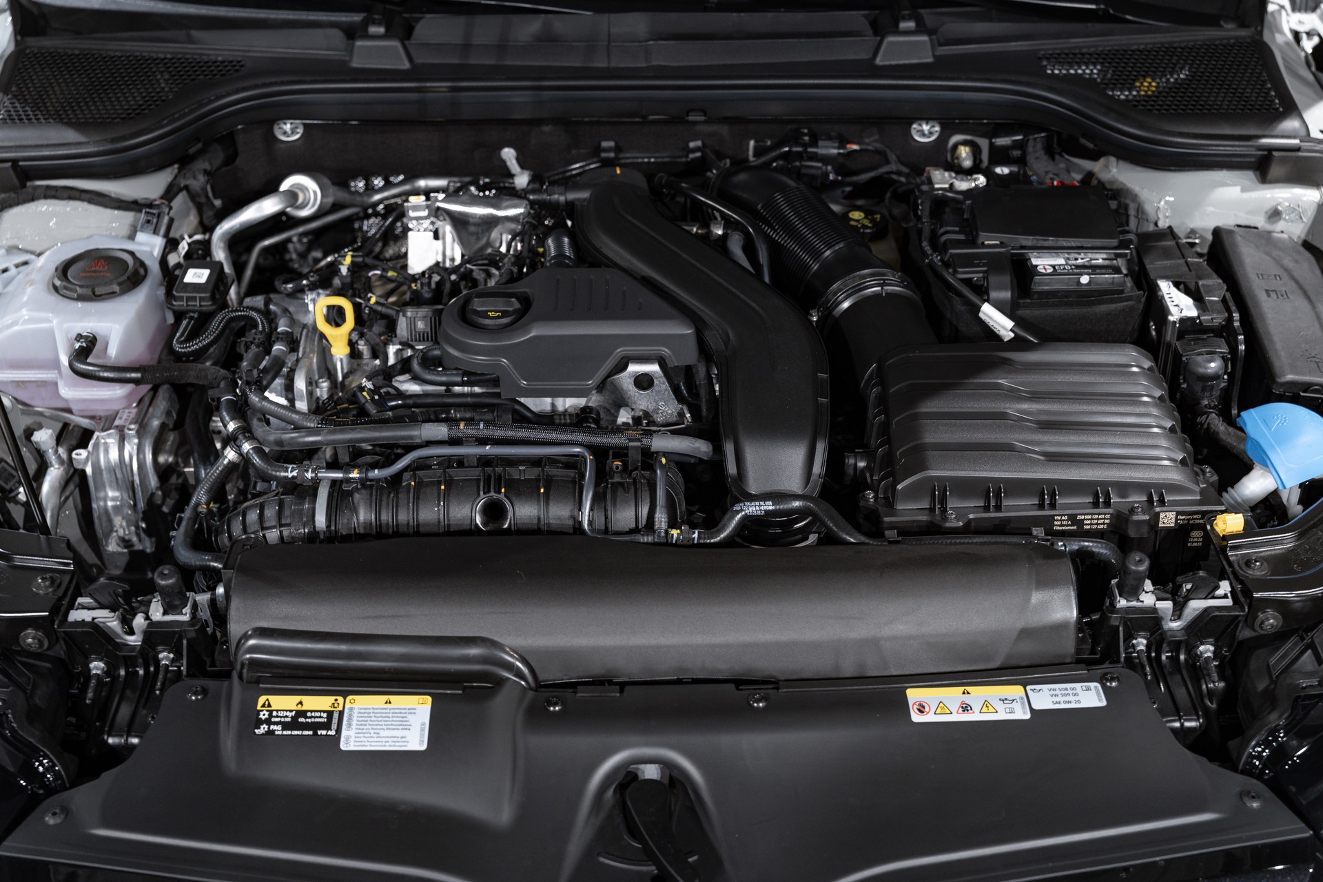 SKODA Scala 1.5 TSI Monte Carlo DSG-image-8