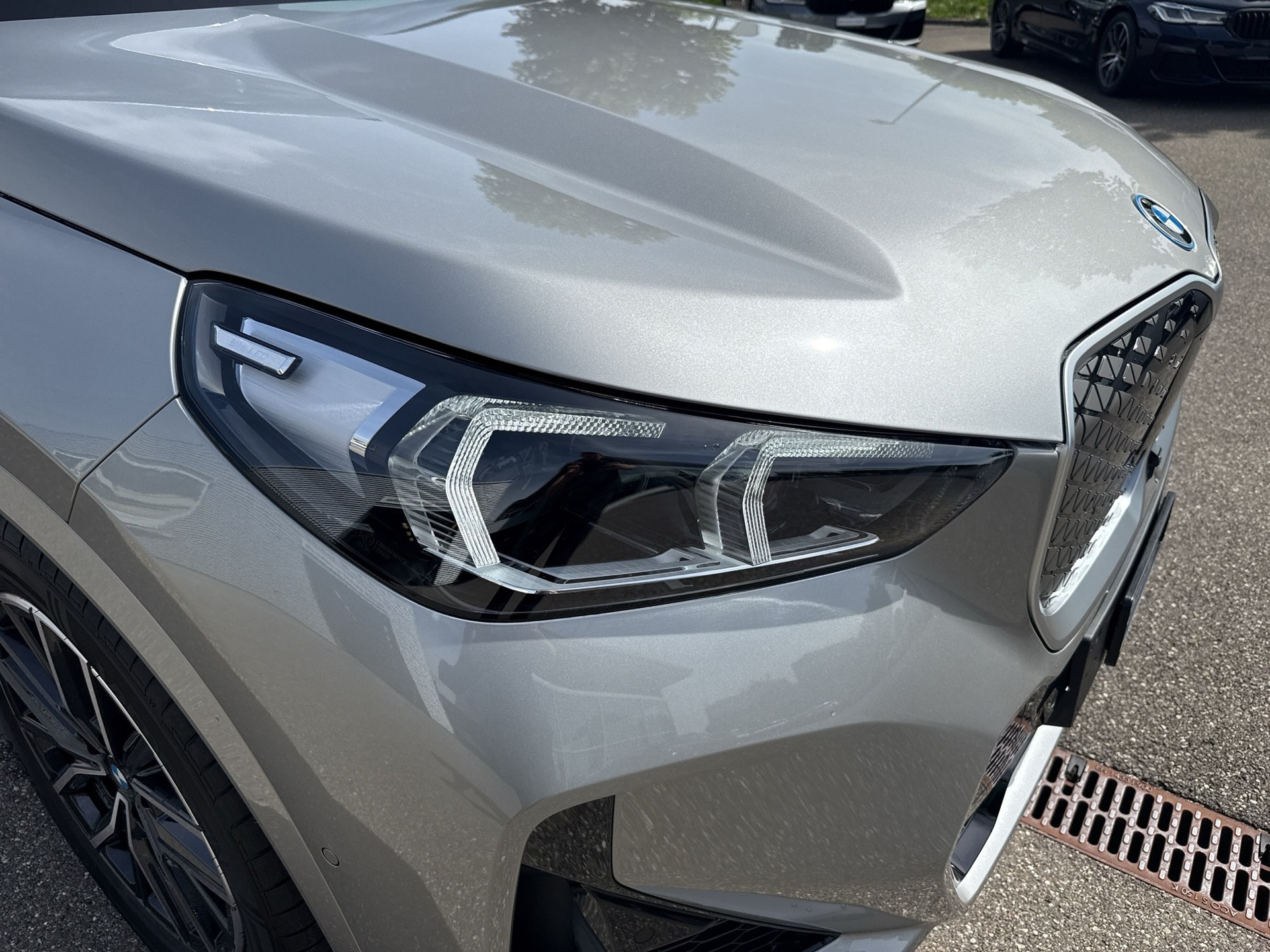 BMW iX1 eDrive 20 M Sport-image-17