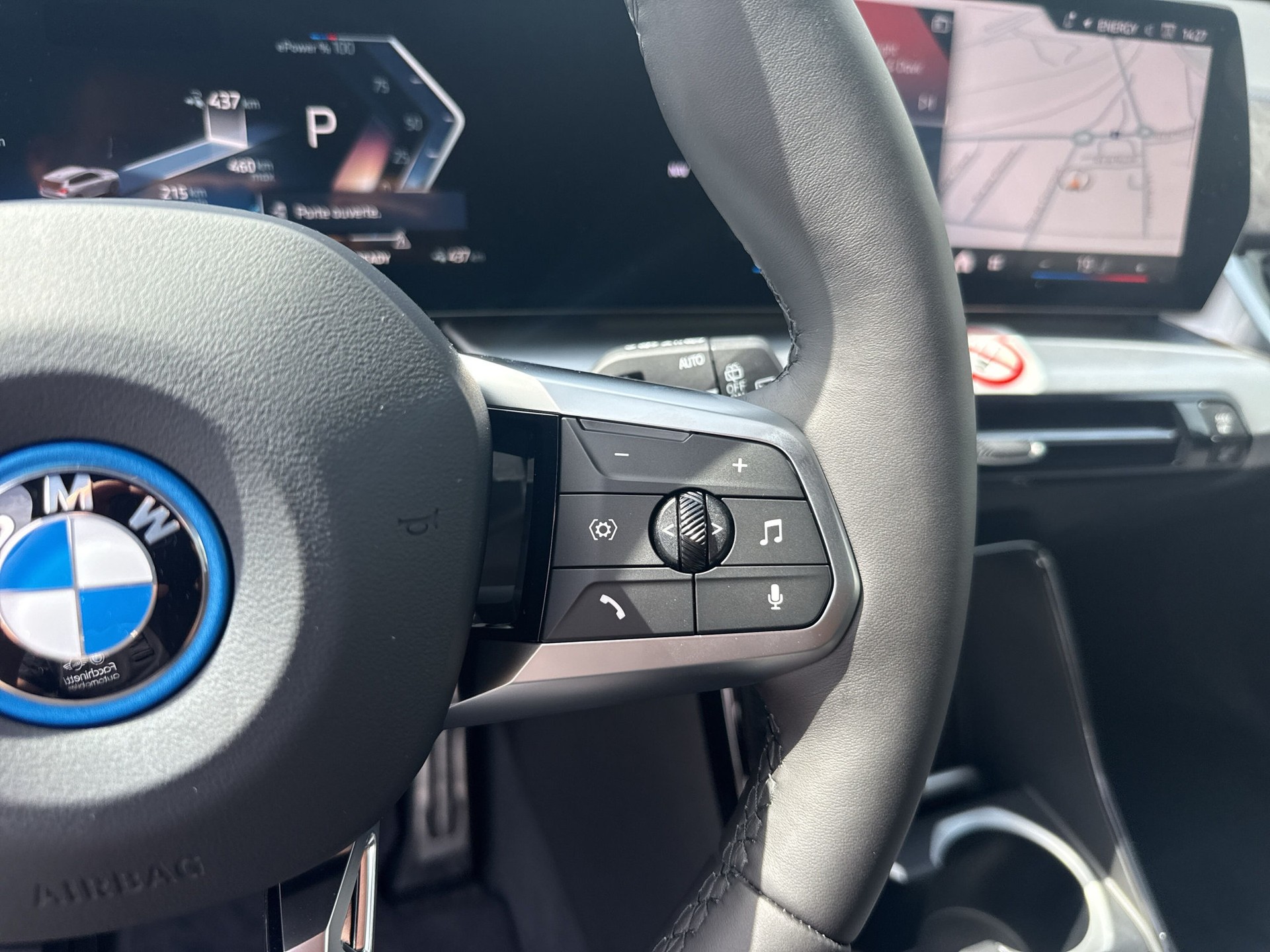 BMW iX1 eDrive 20 M Sport-image-15