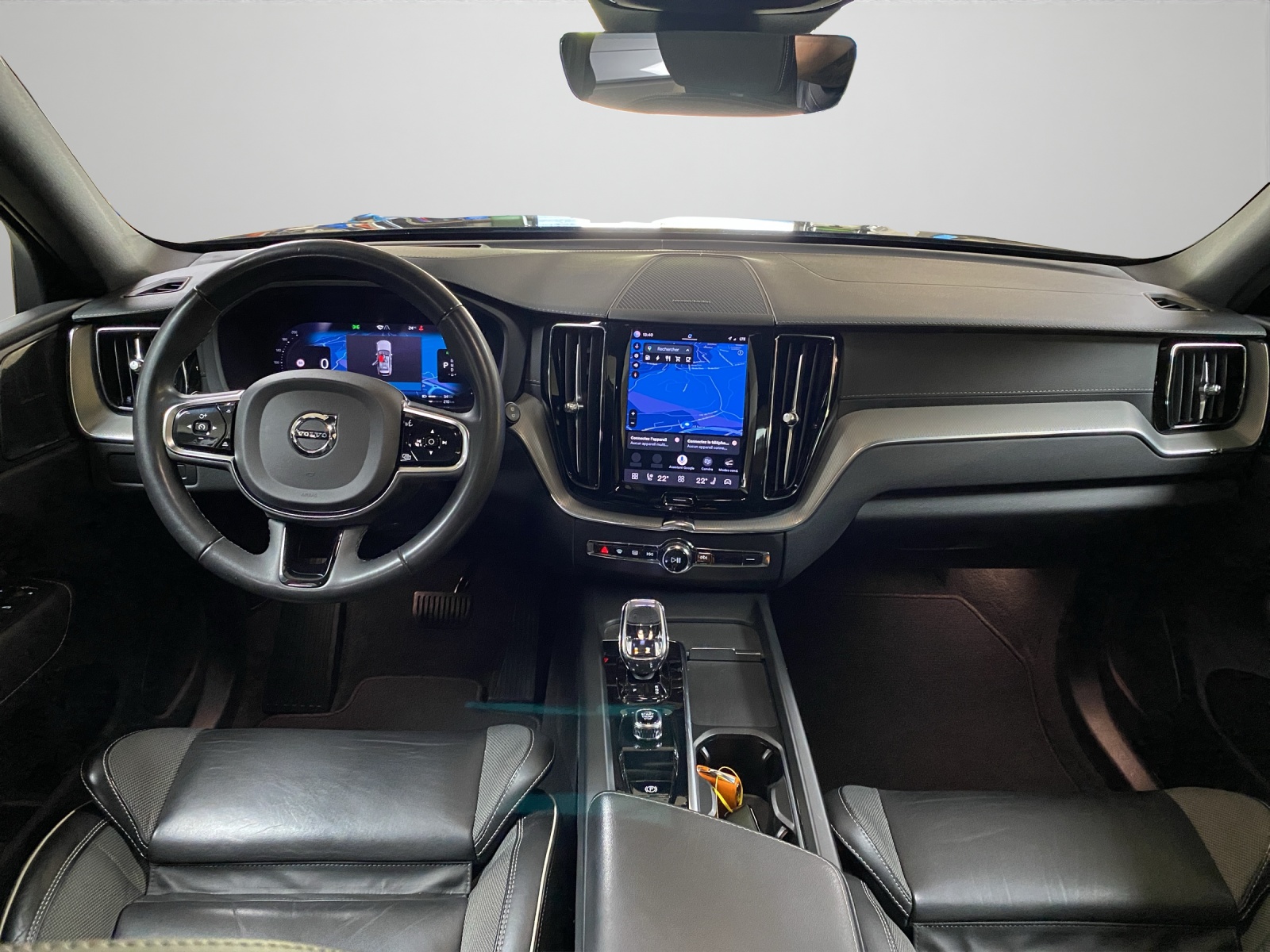 VOLVO XC60 T8 eAWD PluginHybrid Ultimate Dark Geartronic-image-11
