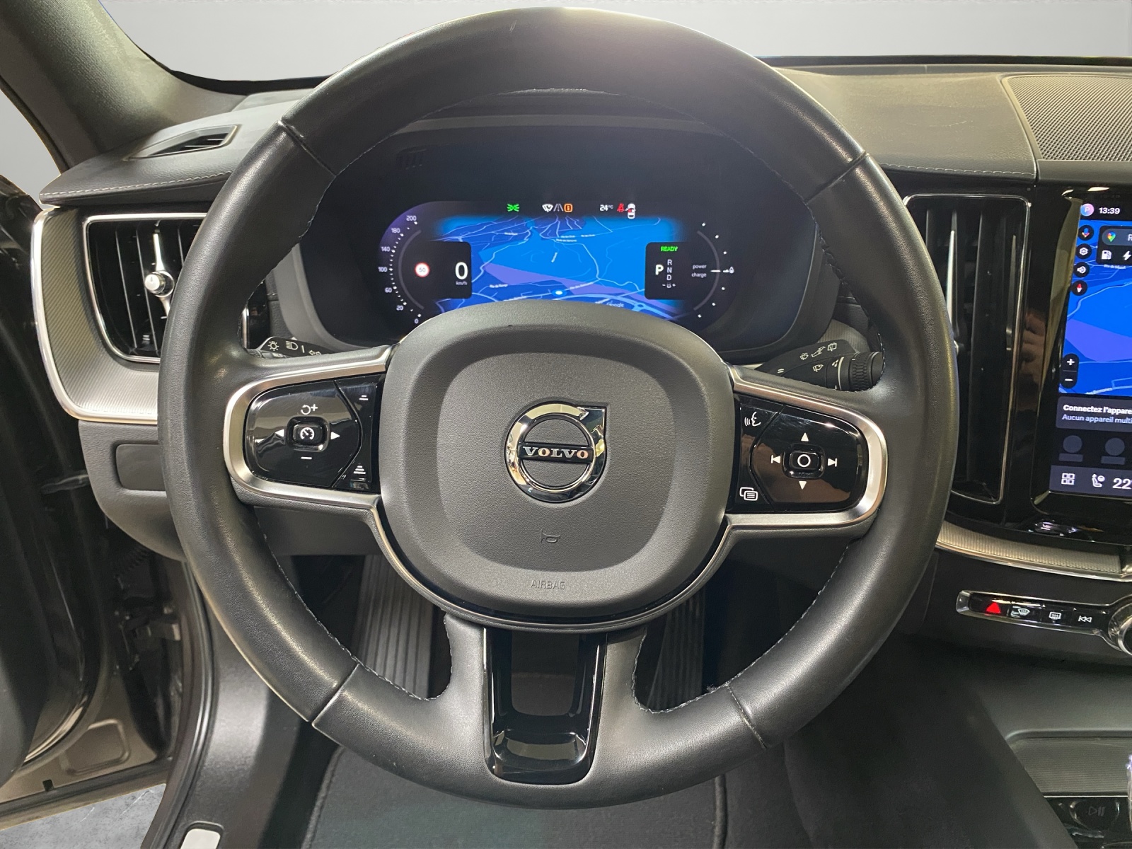 VOLVO XC60 T8 eAWD PluginHybrid Ultimate Dark Geartronic-image-9