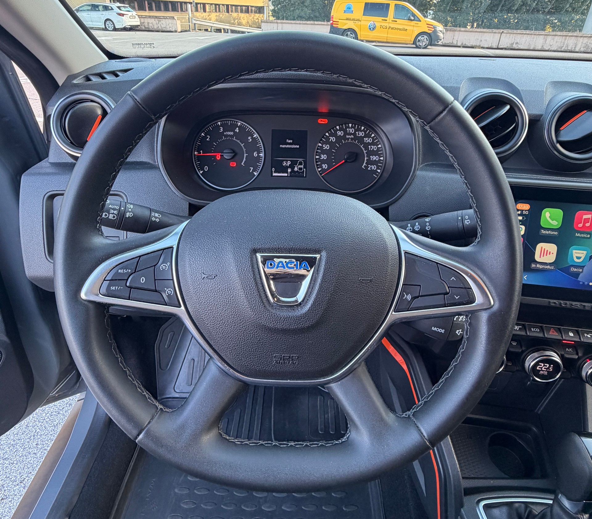 DACIA Duster TCe 150 Extreme EDC 4x2-image-11