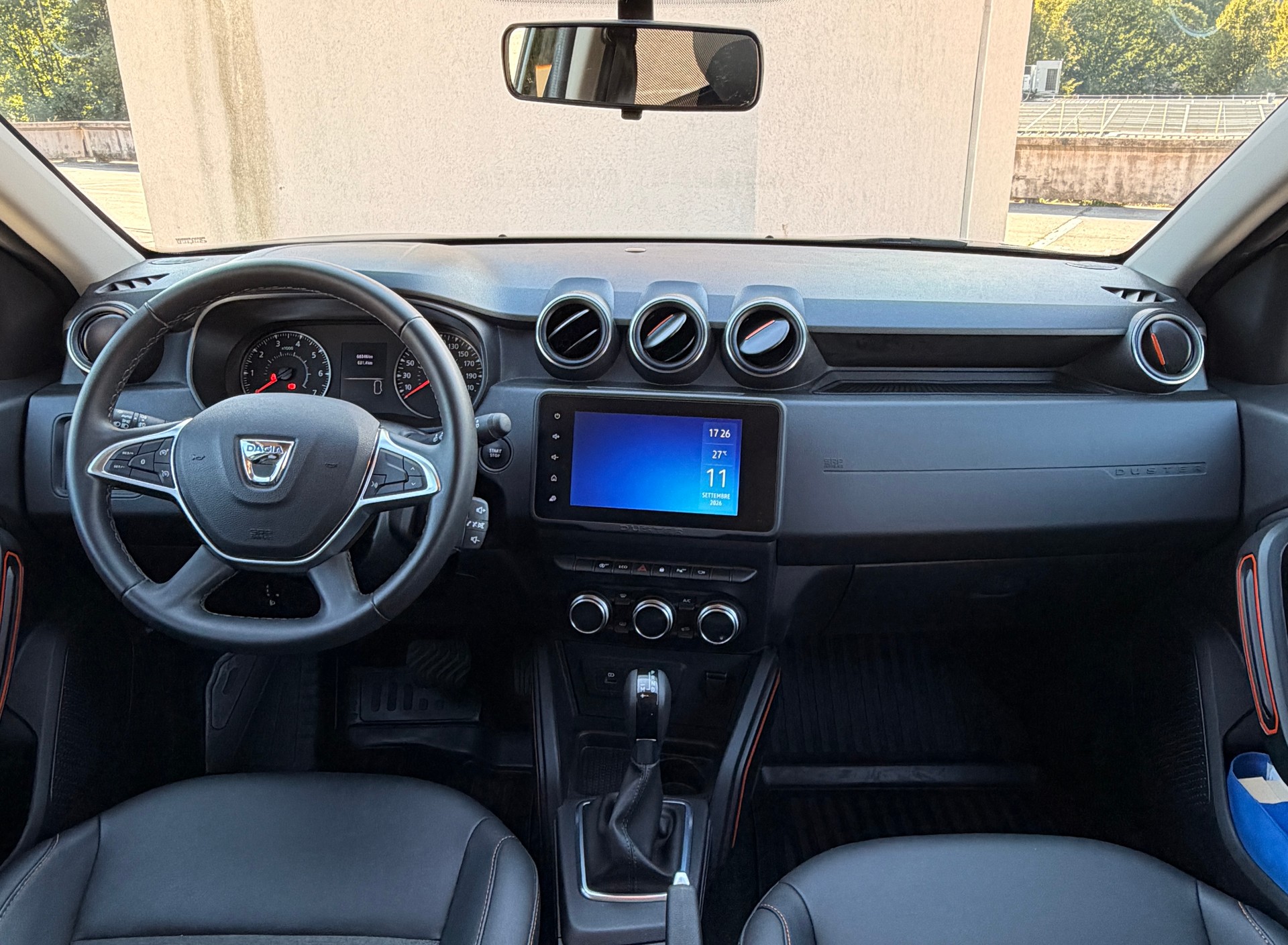 DACIA Duster TCe 150 Extreme EDC 4x2-image-10