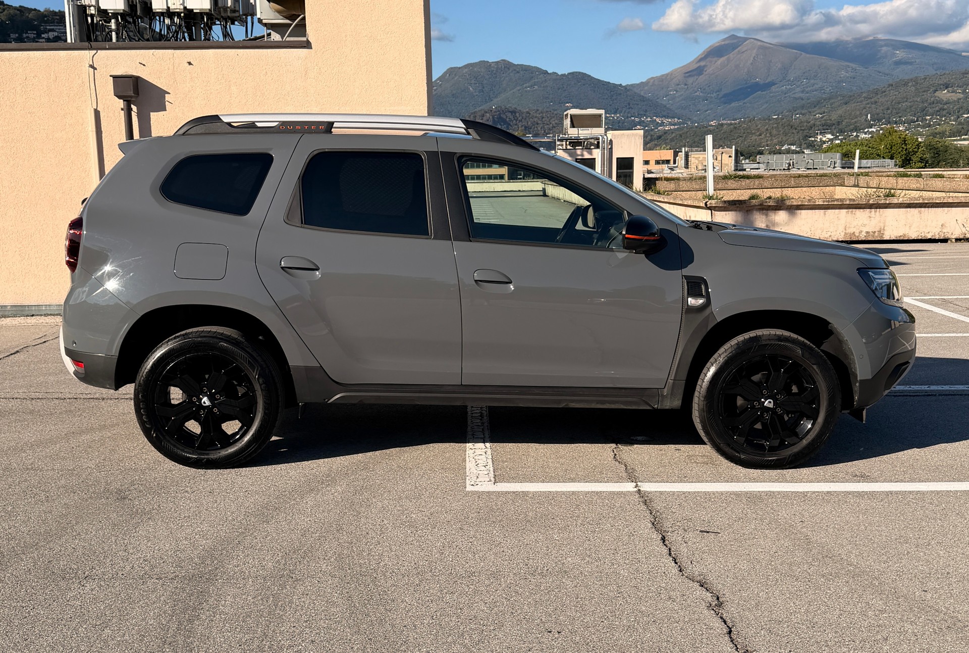 DACIA Duster TCe 150 Extreme EDC 4x2-image-2