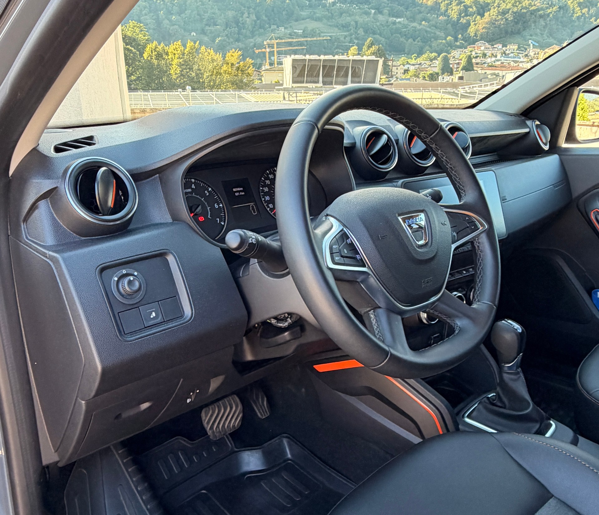 DACIA Duster TCe 150 Extreme EDC 4x2-image-8