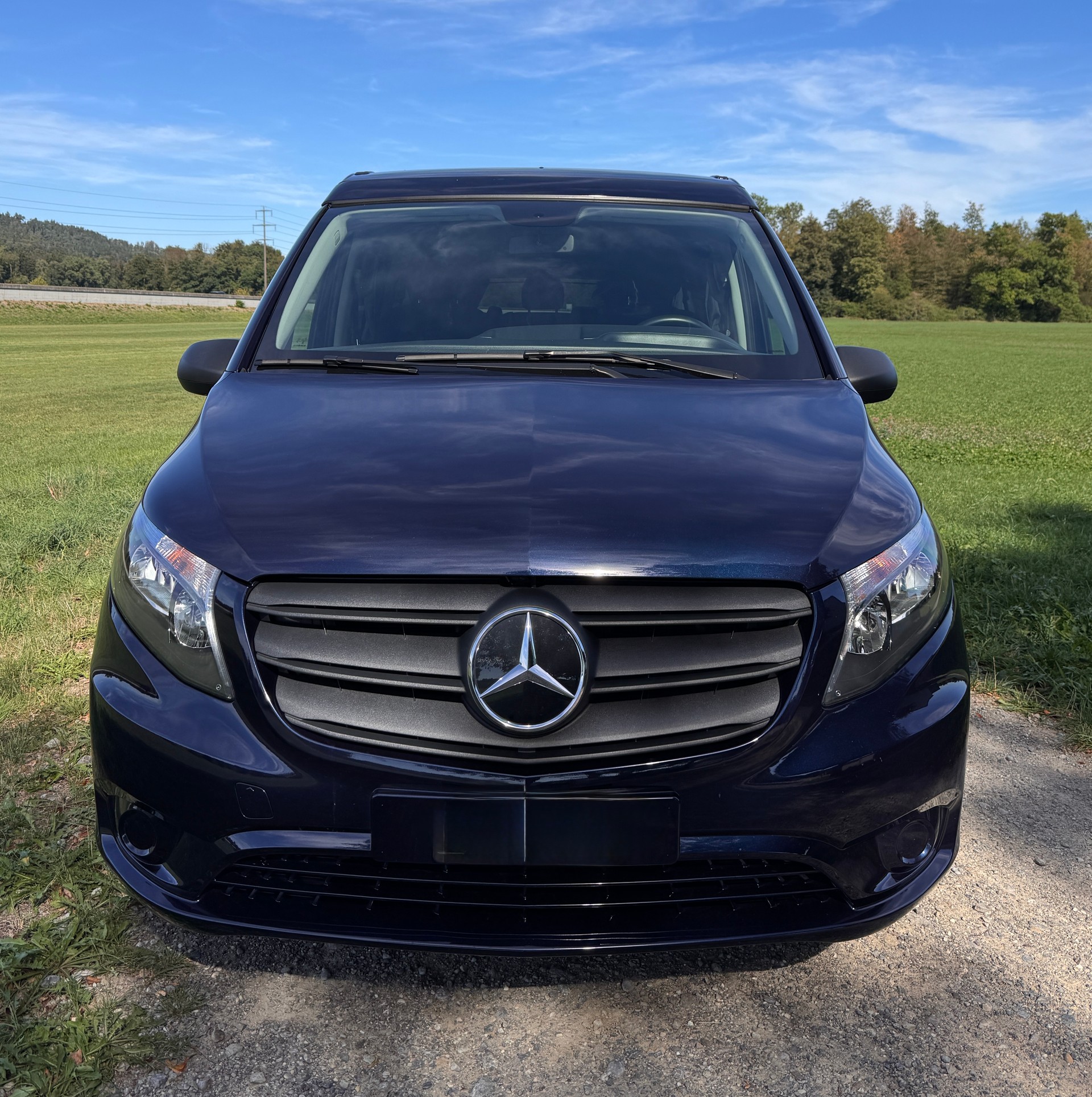 MERCEDES-BENZ 220d Activity 4MATIC 9G-TRONIC-image-2