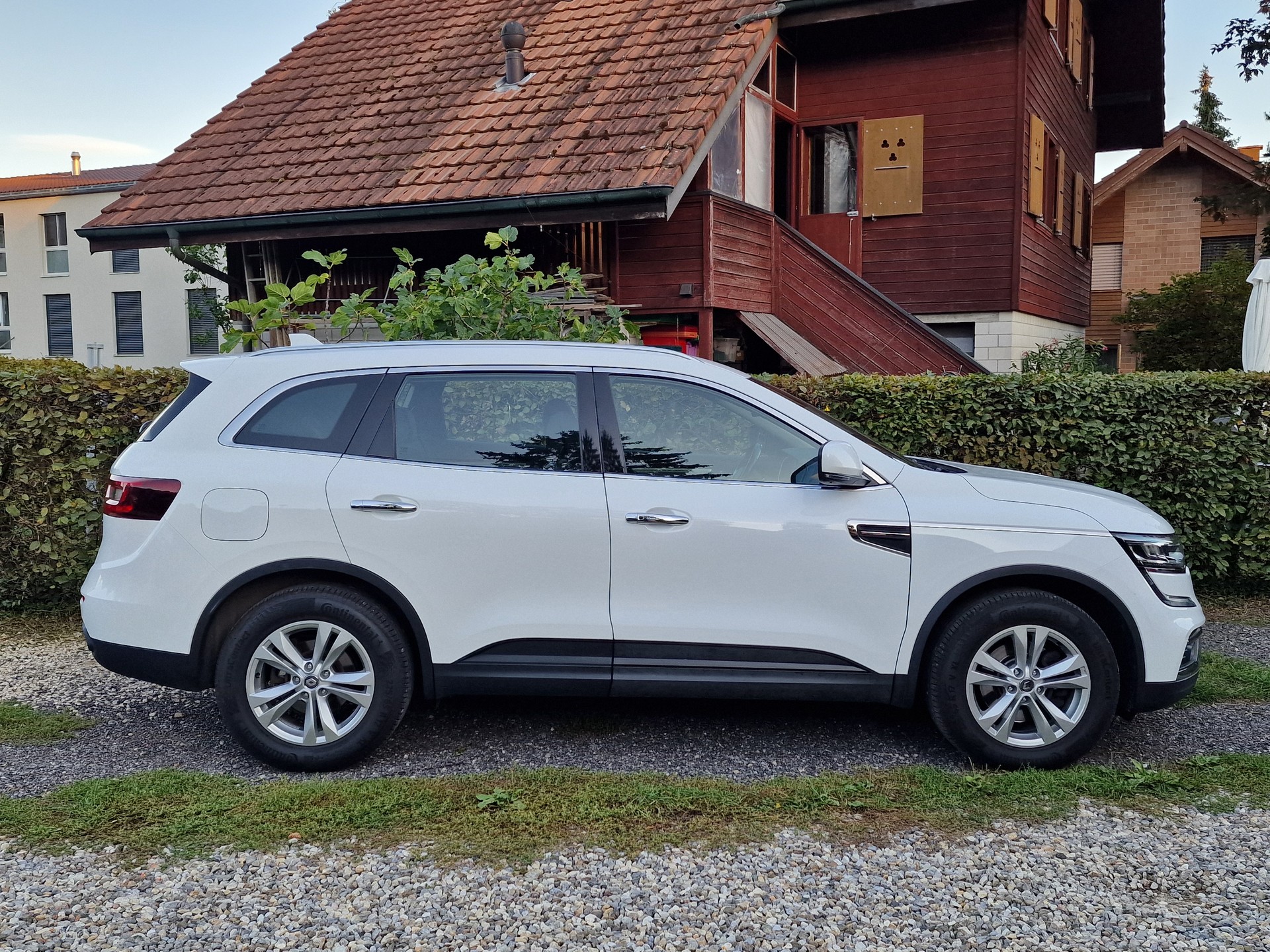 RENAULT 2.0 Blue dCi Zen X-Tronic 4WD-image-1