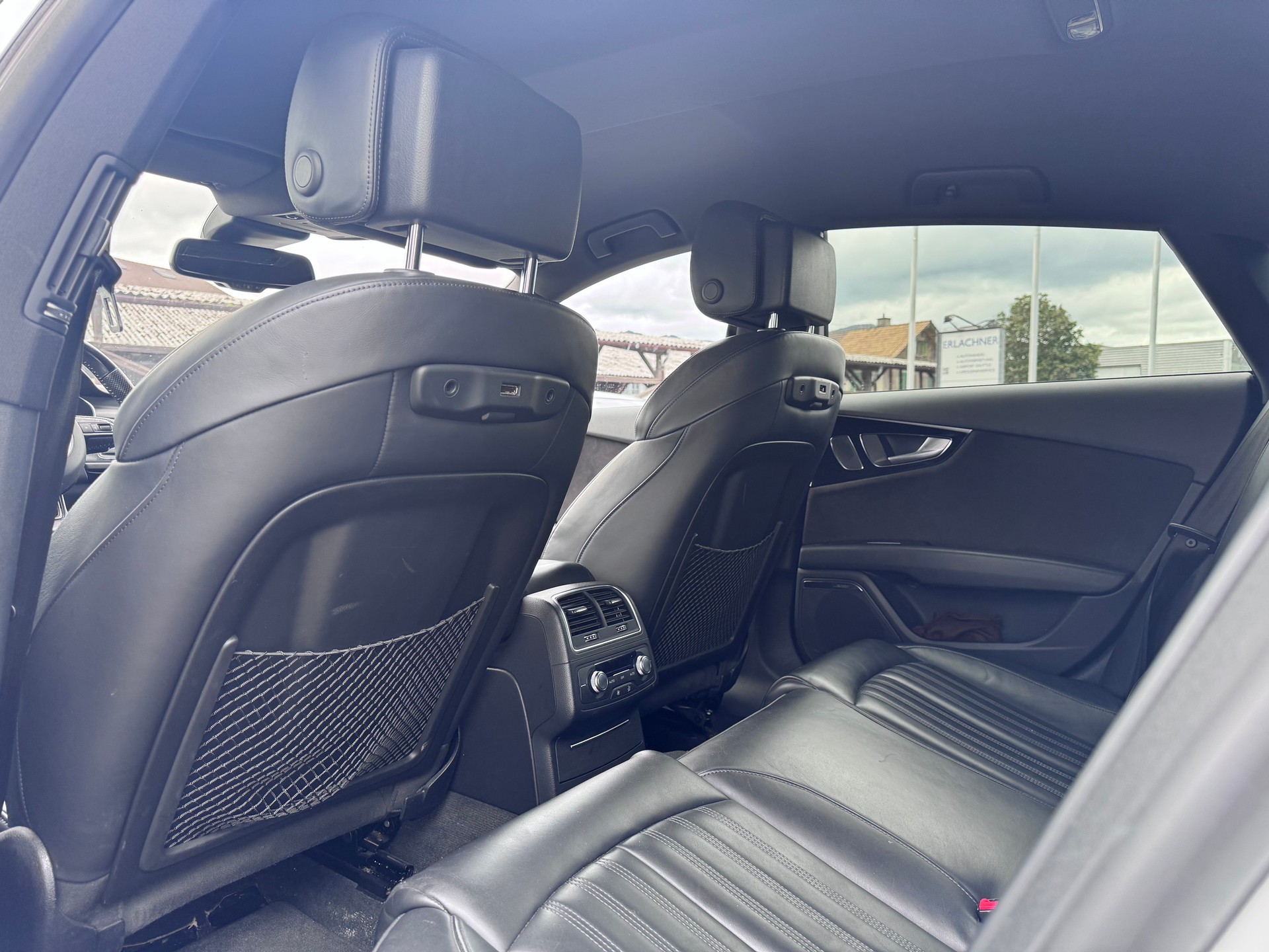 AUDI A7 Sportback 3.0 TDI quattro S-tronic-image-7