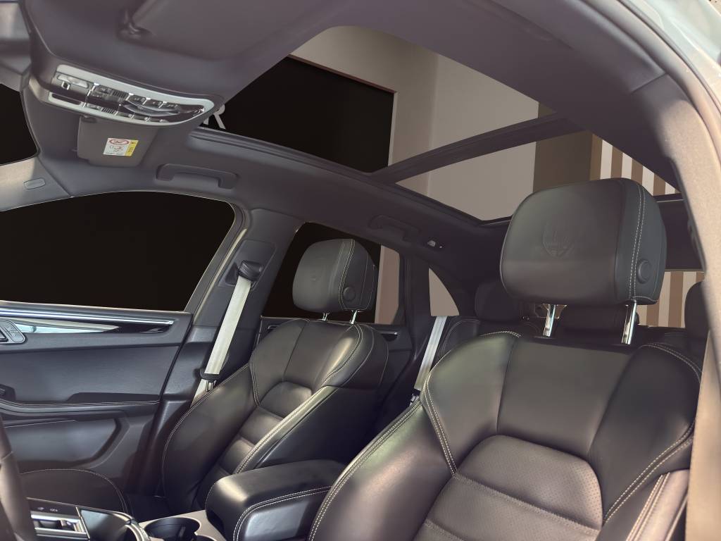 PORSCHE Macan S PDK-image-13