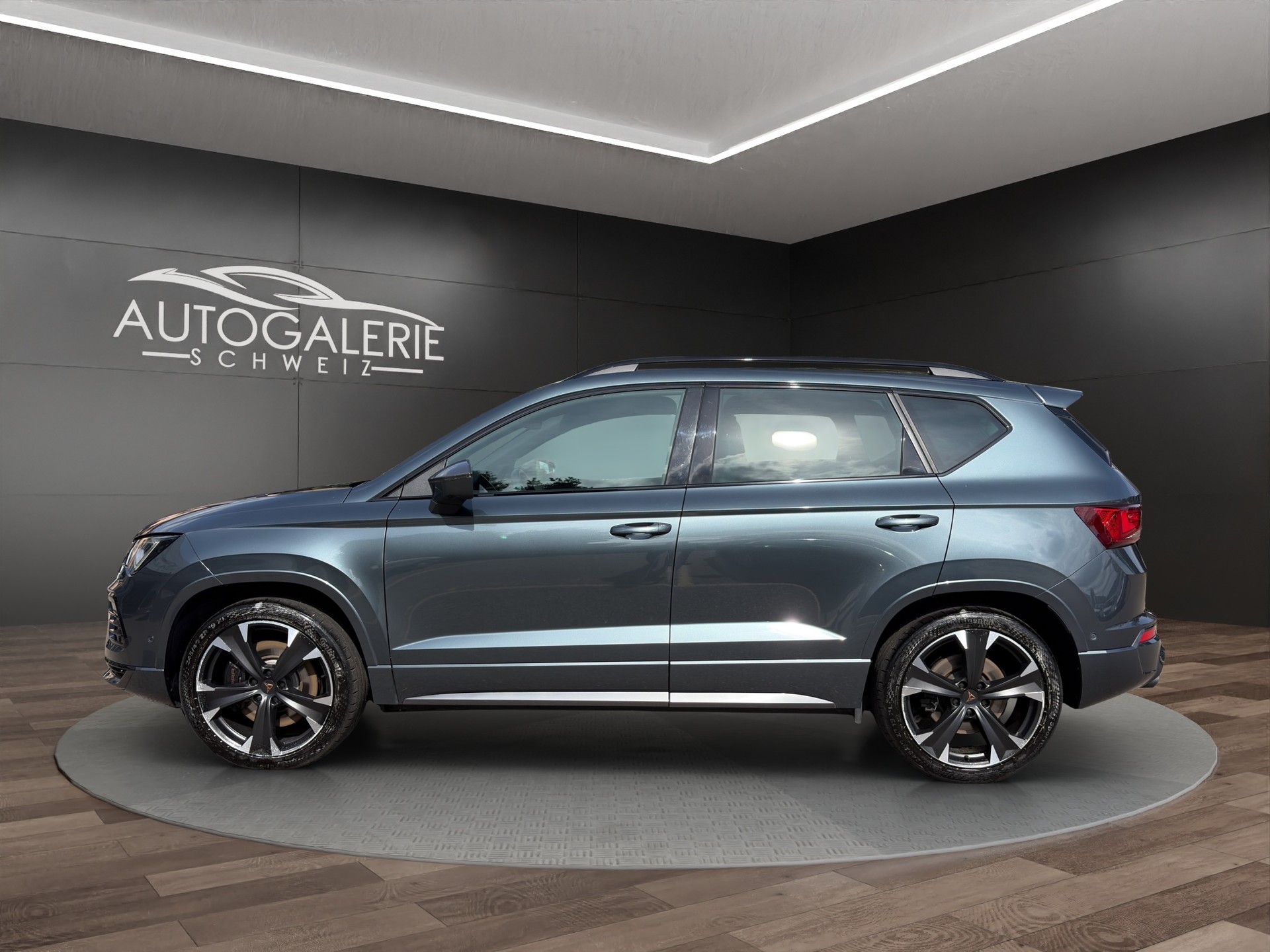 CUPRA Ateca 2.0TSI 4Drive DSG | AHK | PANORAMA | BeatsAudio Sound |-image-1