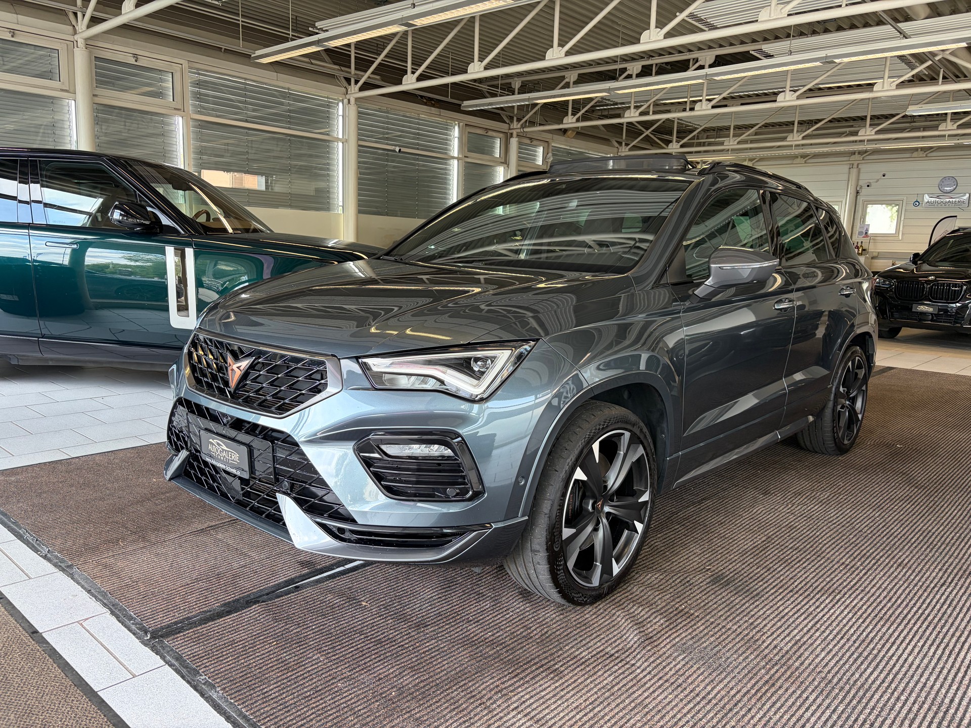 CUPRA Ateca 2.0TSI 4Drive DSG | AHK | PANORAMA | BeatsAudio Sound |-image-8
