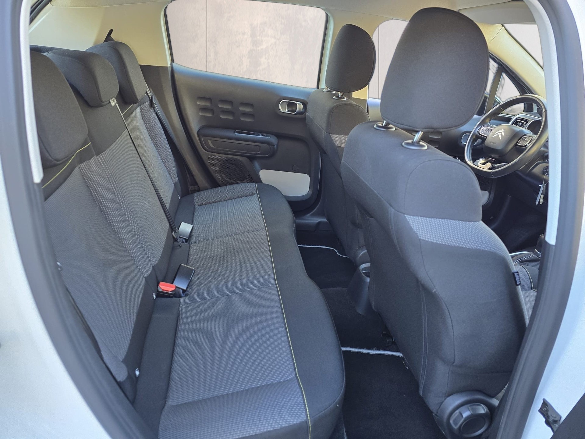 CITROEN C3 1.2i PureTech Feel EAT-image-18