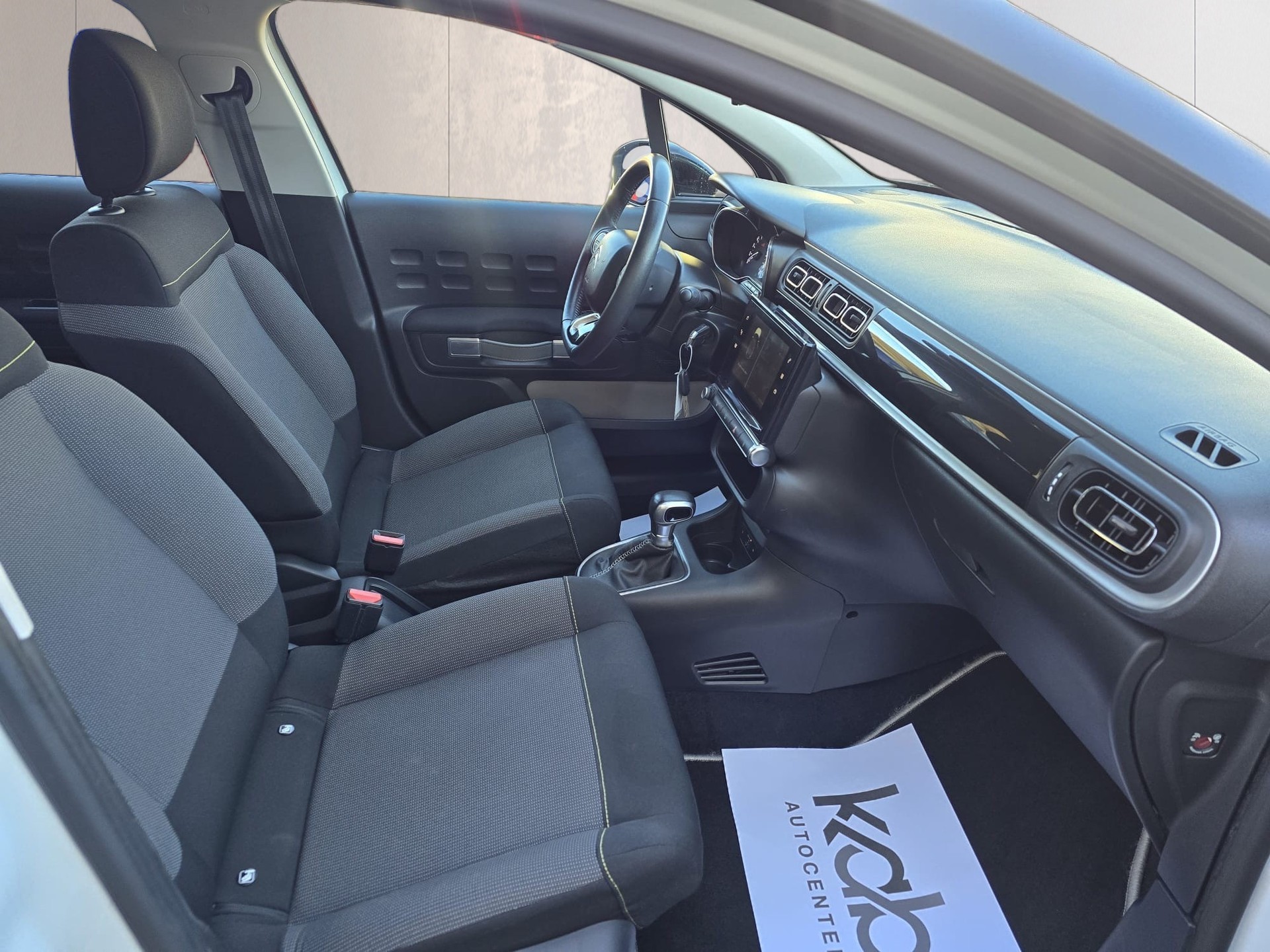 CITROEN C3 1.2i PureTech Feel EAT-image-17