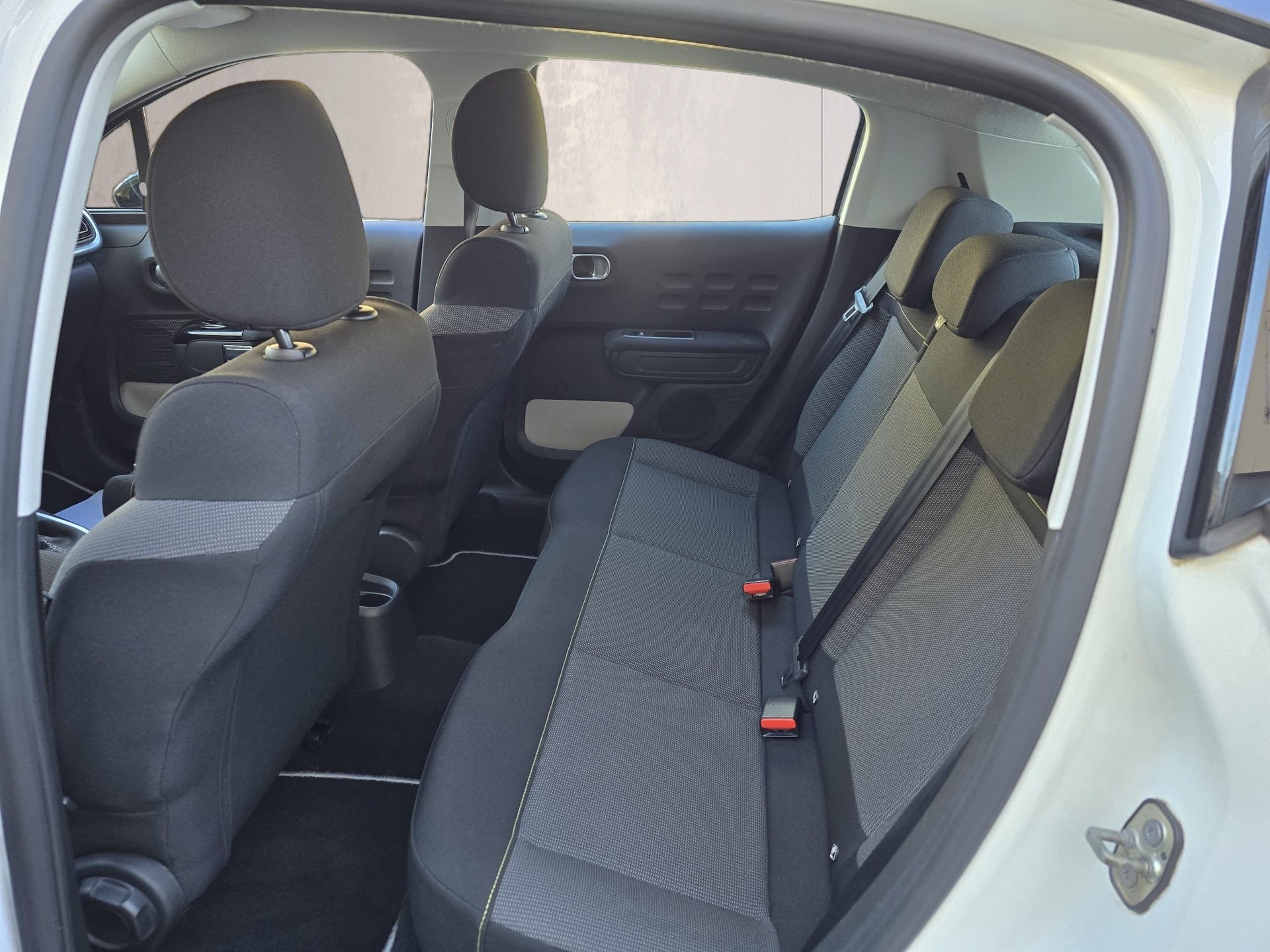 CITROEN C3 1.2i PureTech Feel EAT-image-19