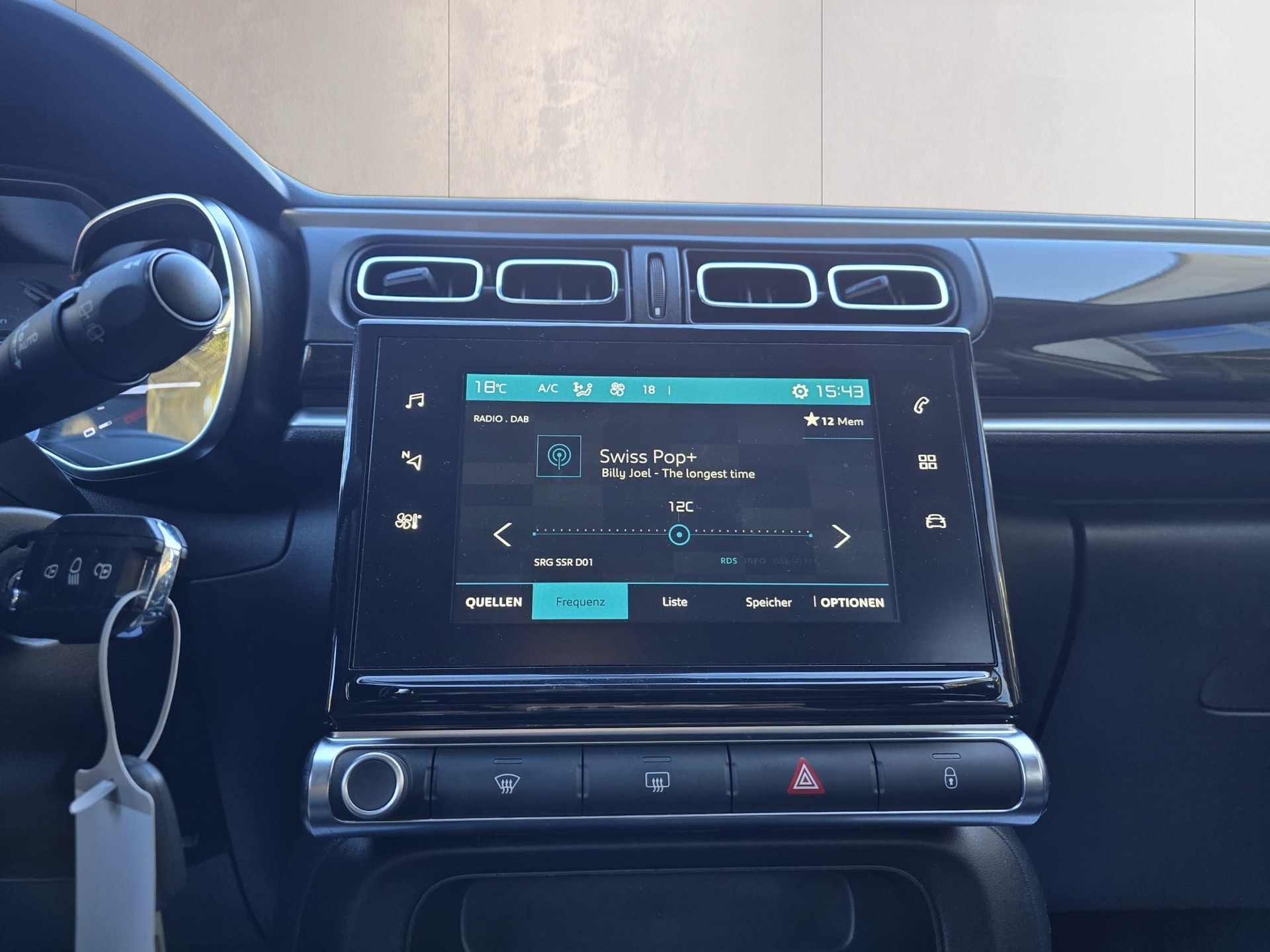 CITROEN C3 1.2i PureTech Feel EAT-image-10
