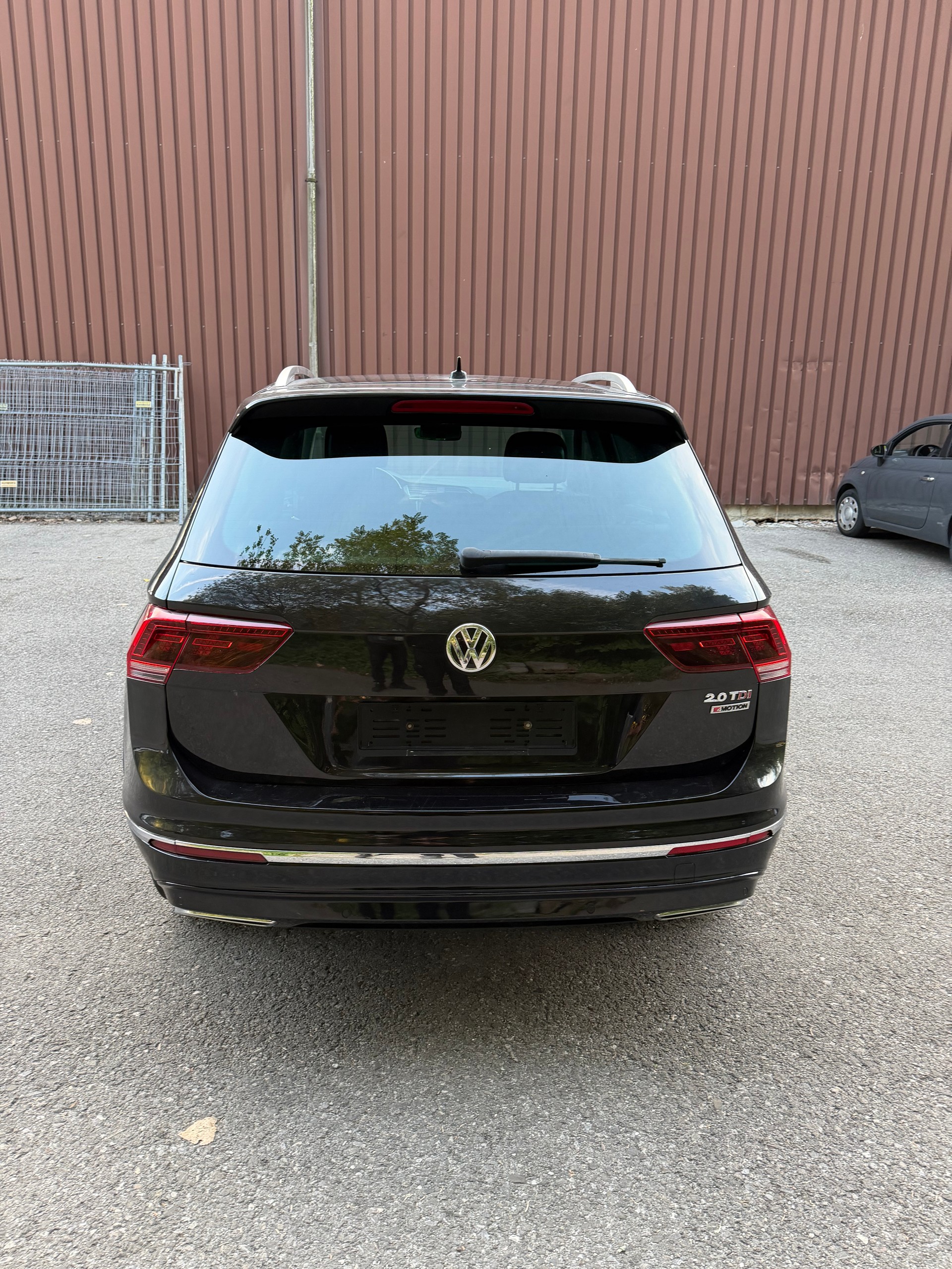 VW Tiguan 2.0 TDI SCR Highline 4Motion DSG-image-5