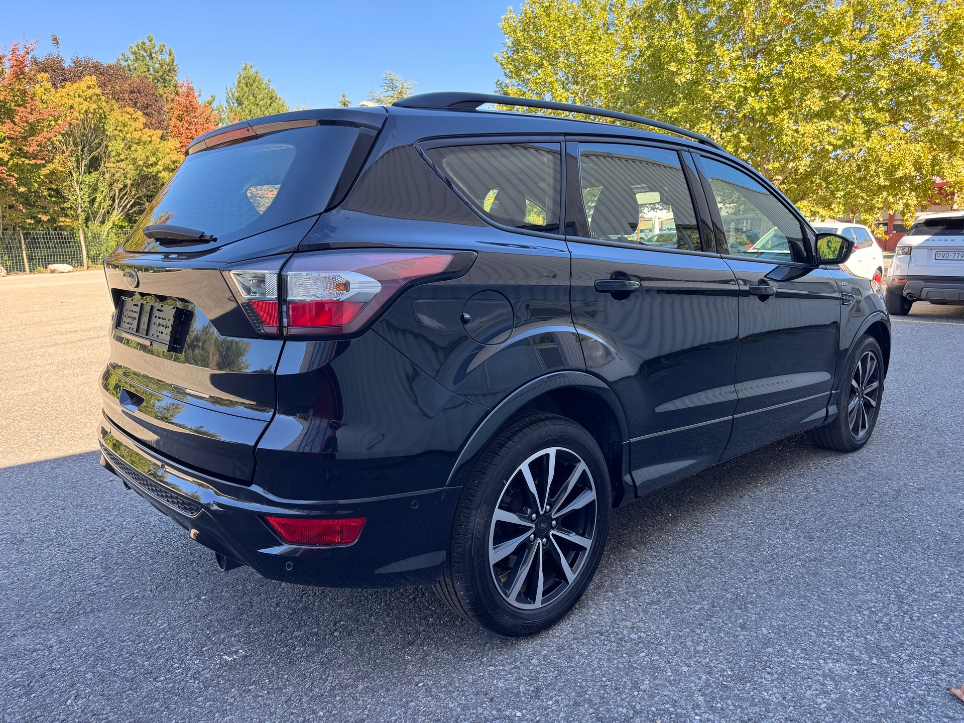 FORD Kuga 2.0 TDCi ST Line 4WD PowerShift-image-4