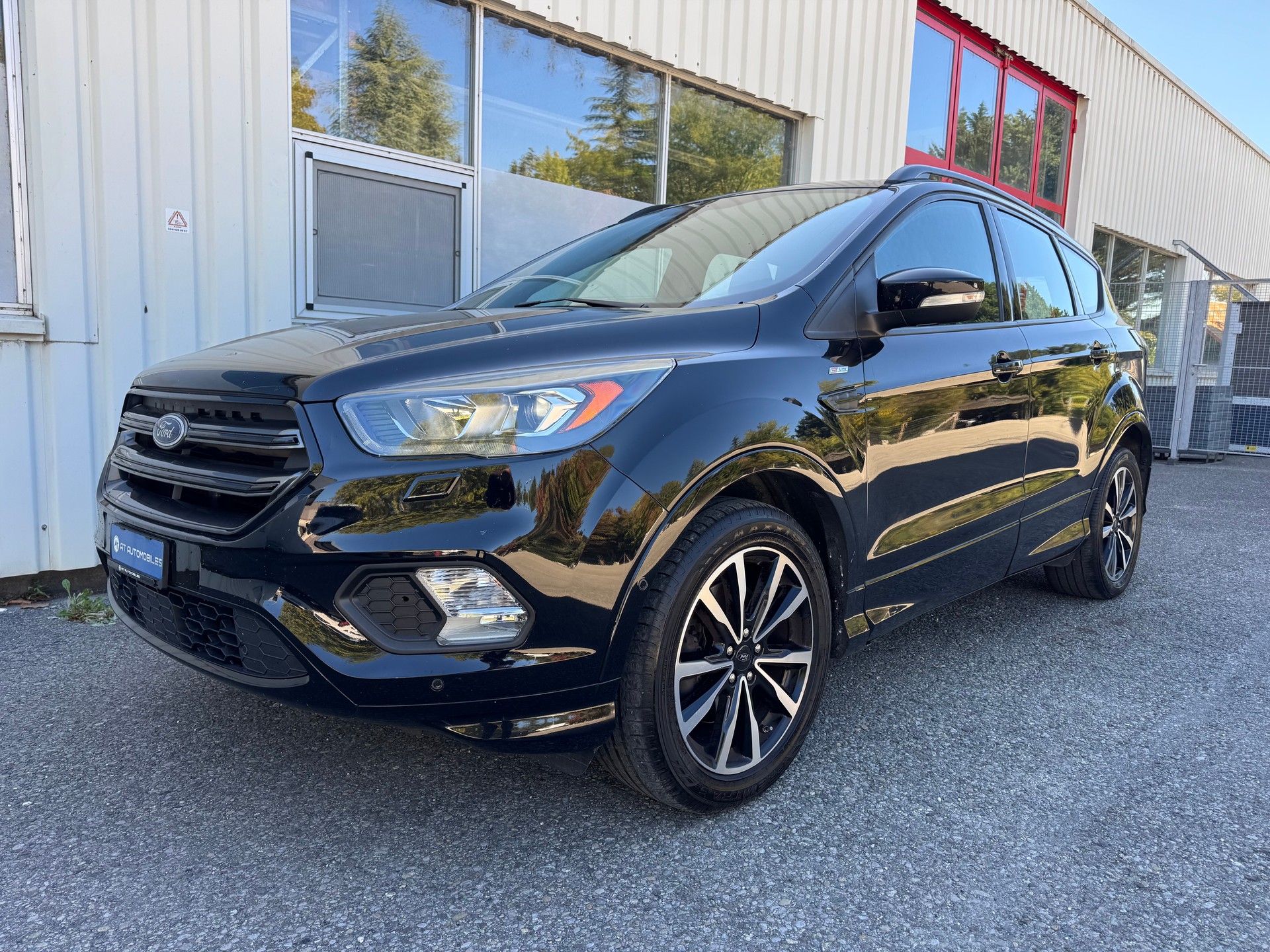 FORD Kuga 2.0 TDCi ST Line 4WD PowerShift-image-0
