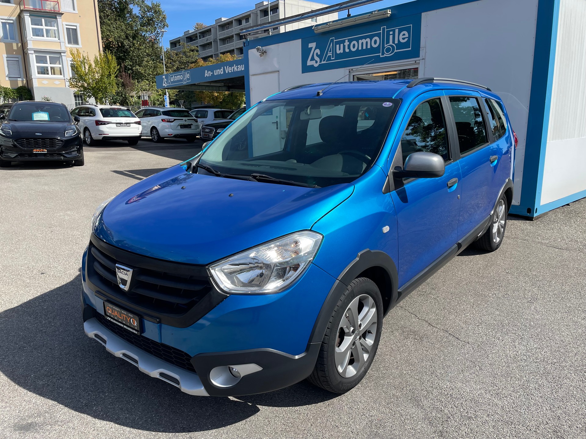 DACIA Lodgy 1.2 T Stepway 7PL-image-0