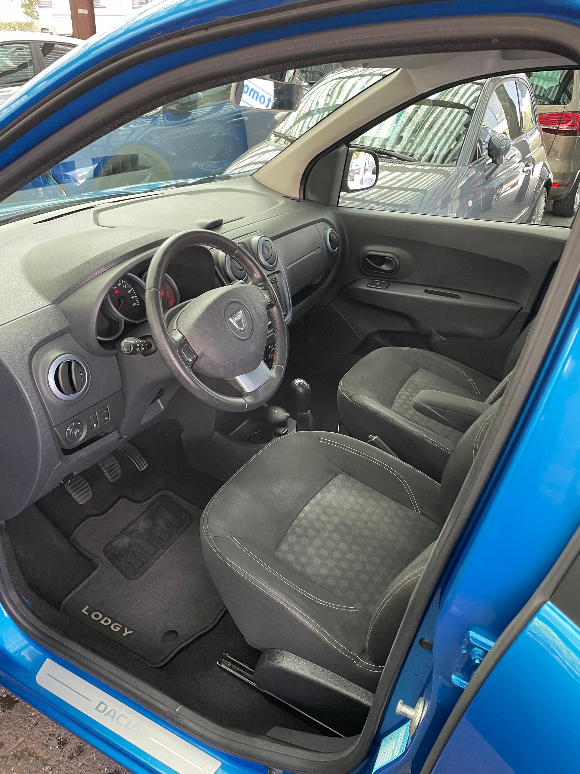DACIA Lodgy 1.2 T Stepway 7PL-image-6