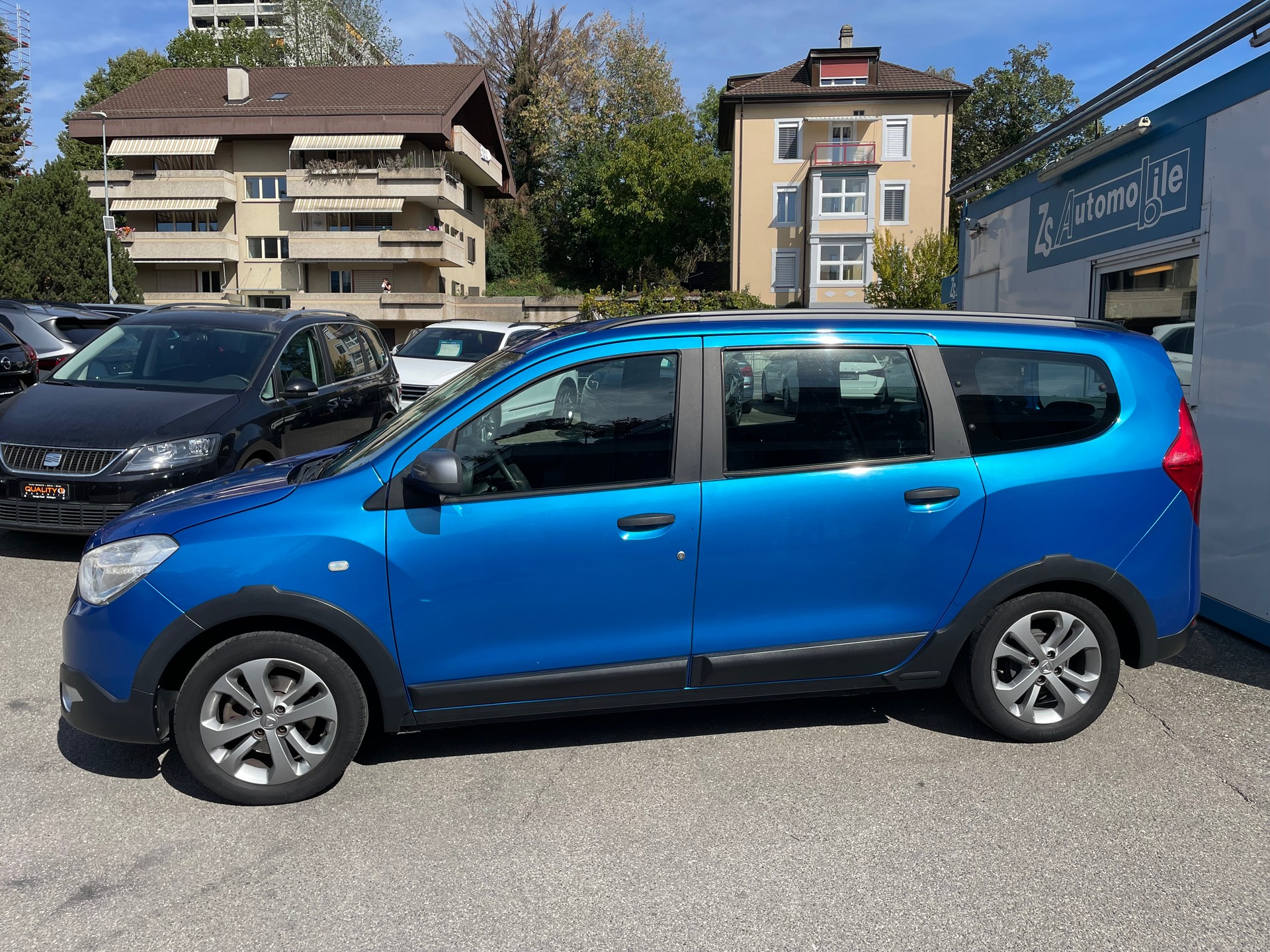 DACIA Lodgy 1.2 T Stepway 7PL-image-1