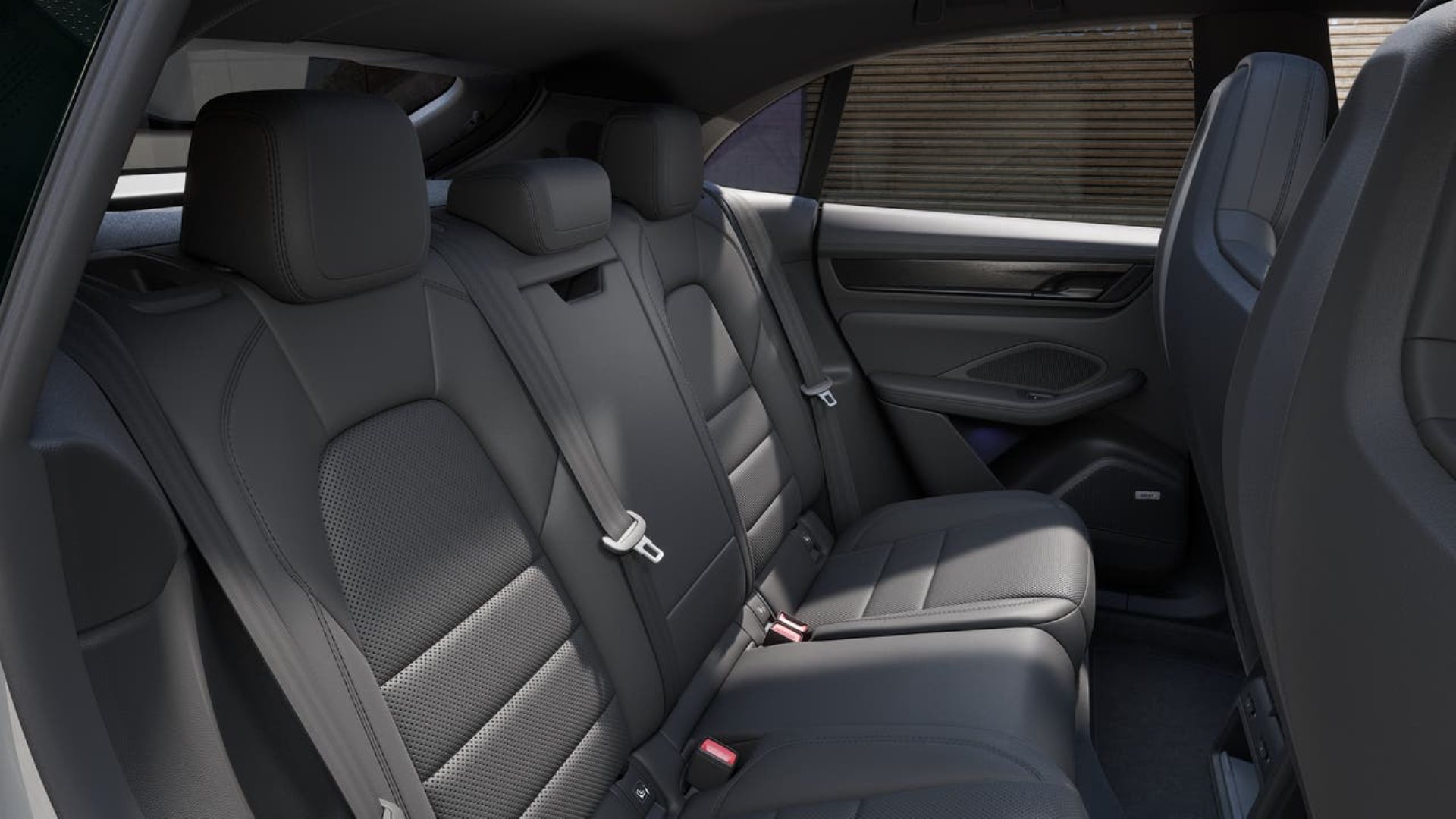 PORSCHE Macan 4-image-12