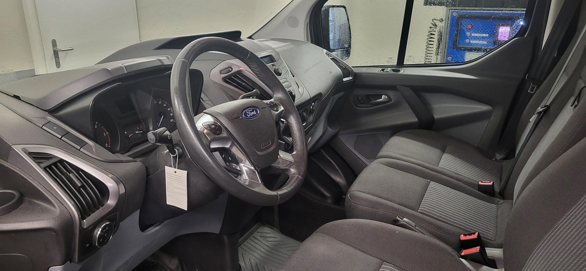 FORD Transit Custom 300 L1H1 Trend-image-5